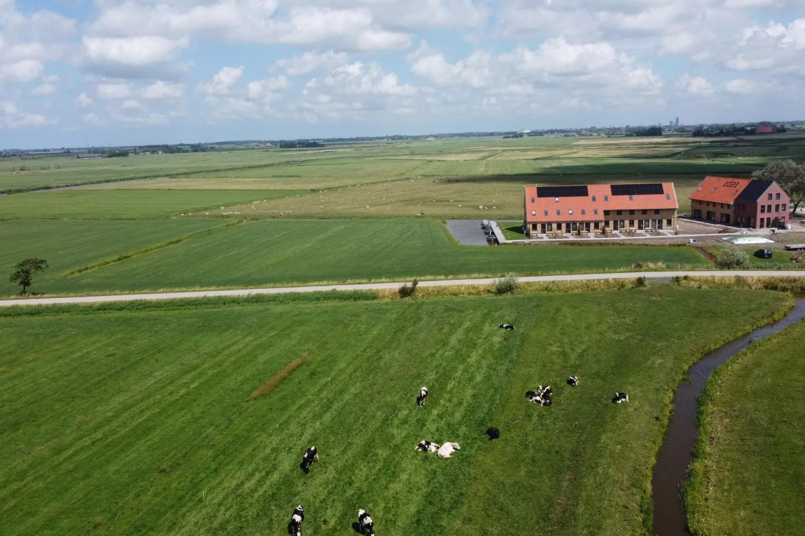 Friese Villa 2 in Leons-Gebieden zomer 1km