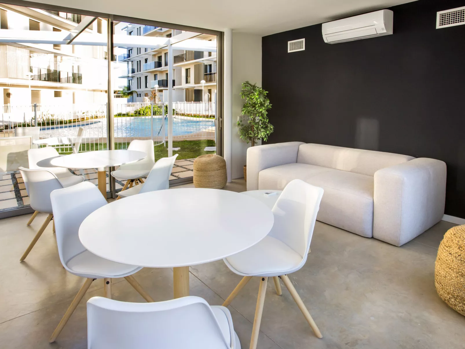 Marina Real III - Binnen