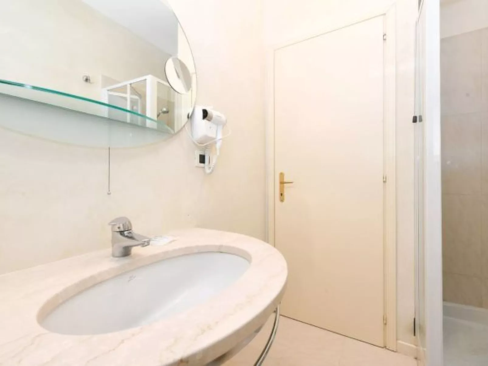 DesenzanoLoft Eden mit Seeblick und privatem Strand - Image-tags.info