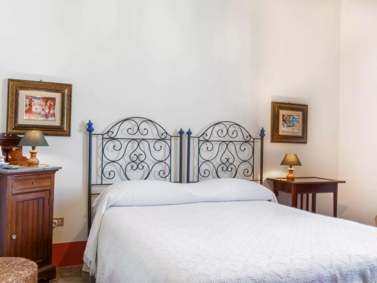 Anwesen mit Privatparkplatz - Binnen