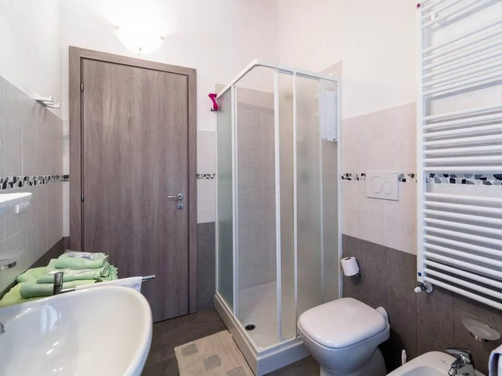 Ferienzimmer 'Mansarda Lina' mit Terrasse - Binnen