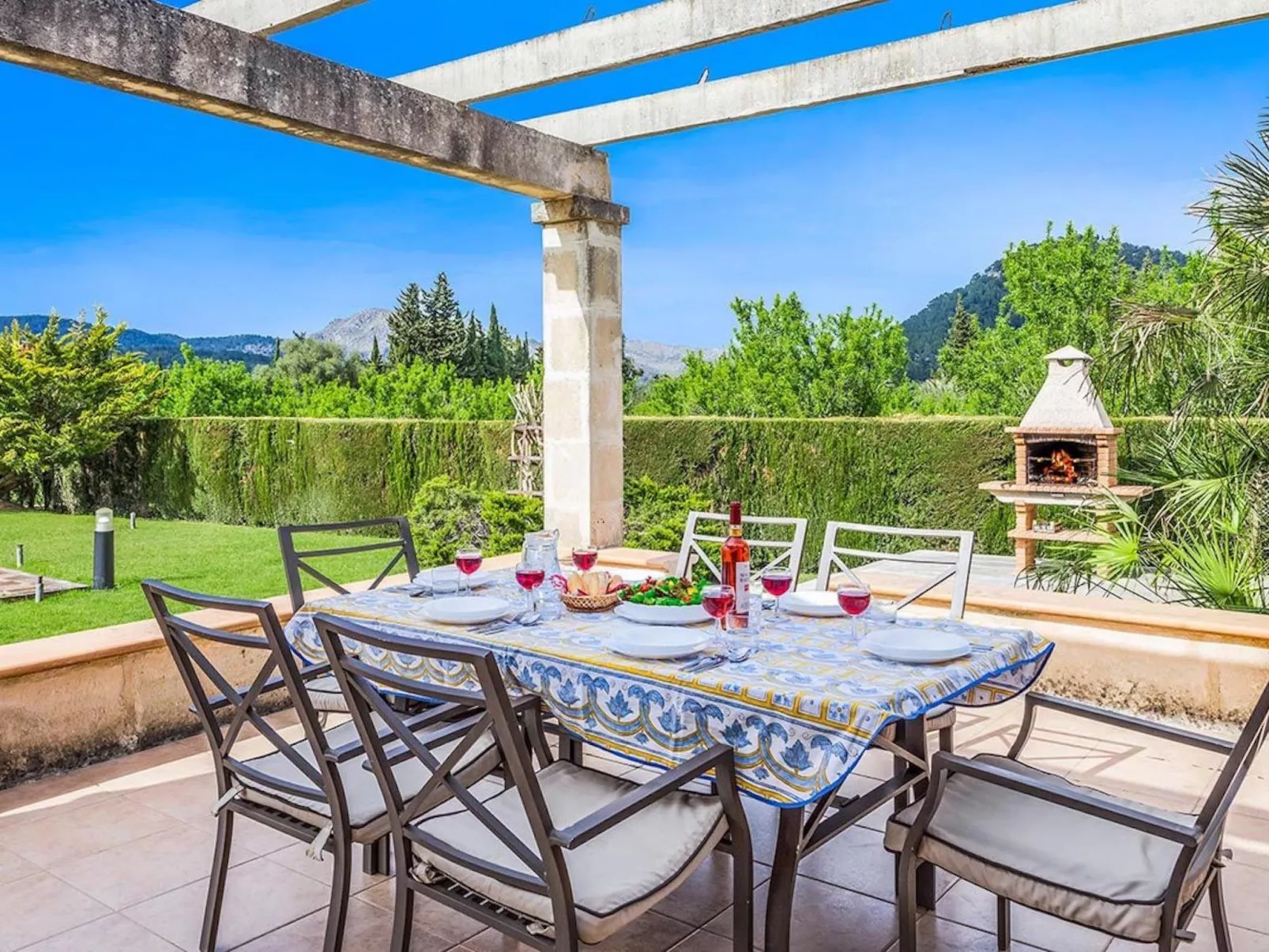 Ferienvilla "Rafalet - Buiten