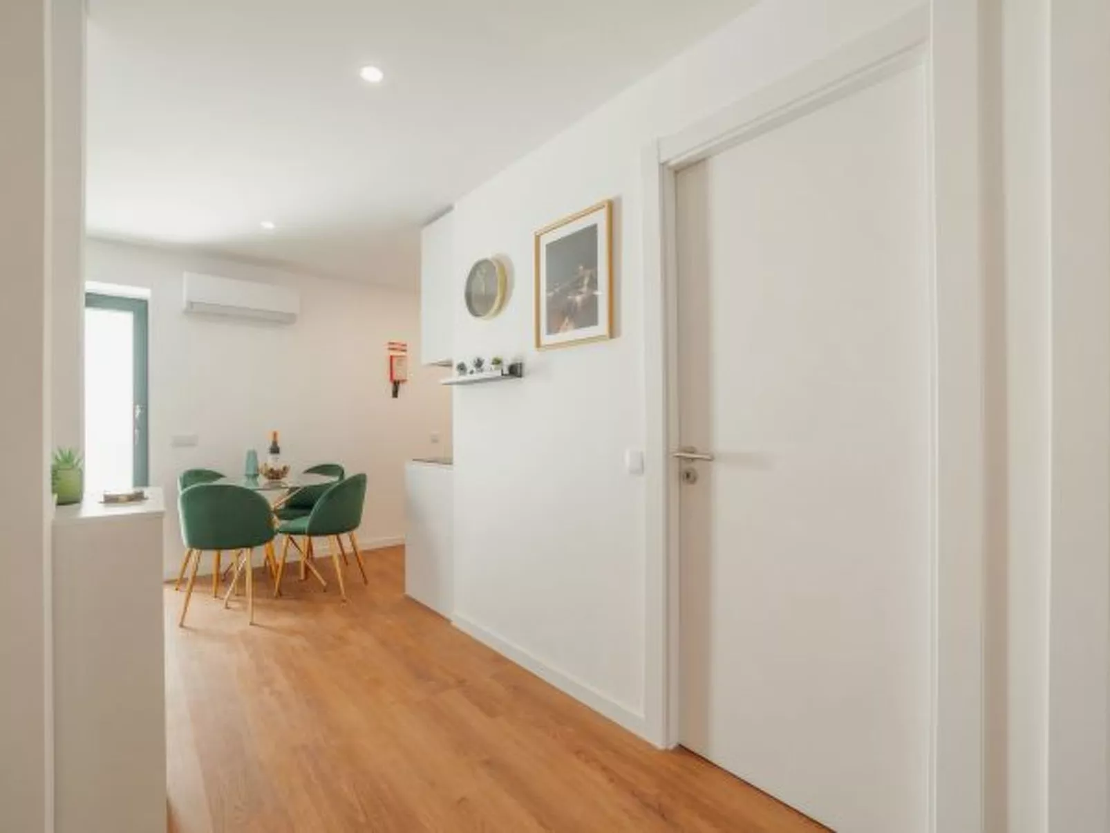 LAPA STYLISH APARTMENT B WITH TERRACE by VACATIONY - Binnen