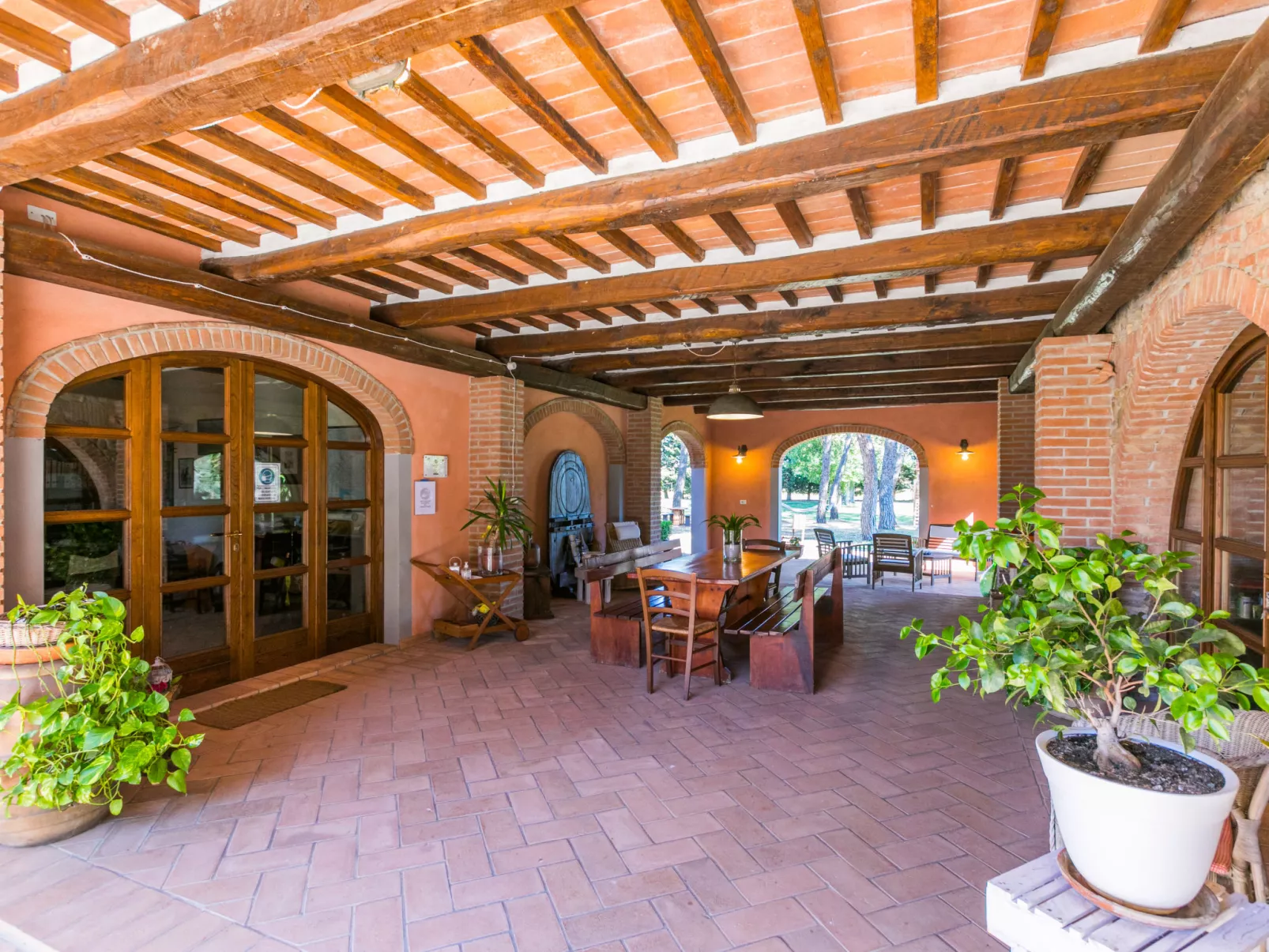 Rossogiallo - Buiten