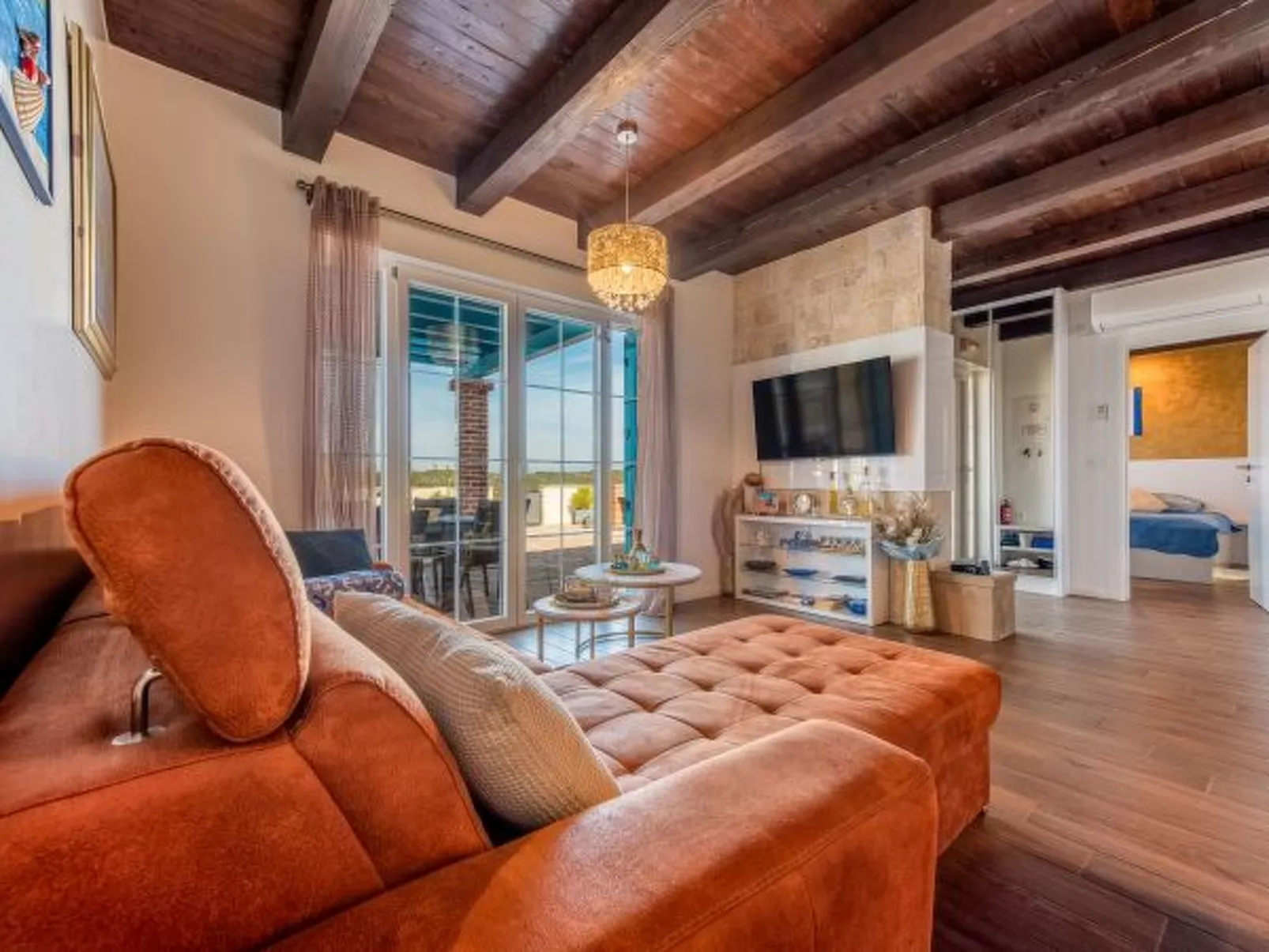 Villa Jurenda with heated pool - Image-tags.info