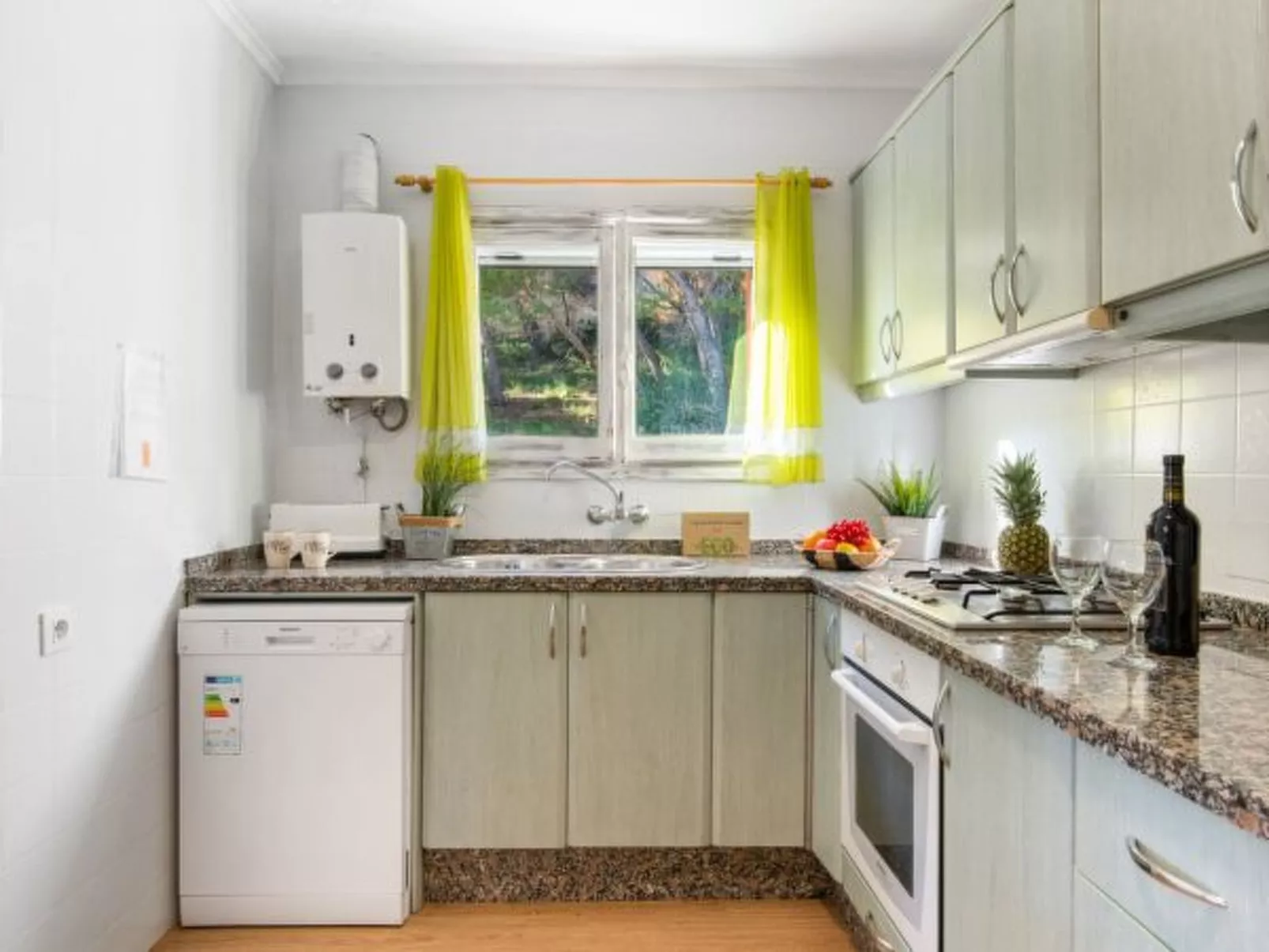 Villa Enzo - PlusHolidays - Image-tags.info