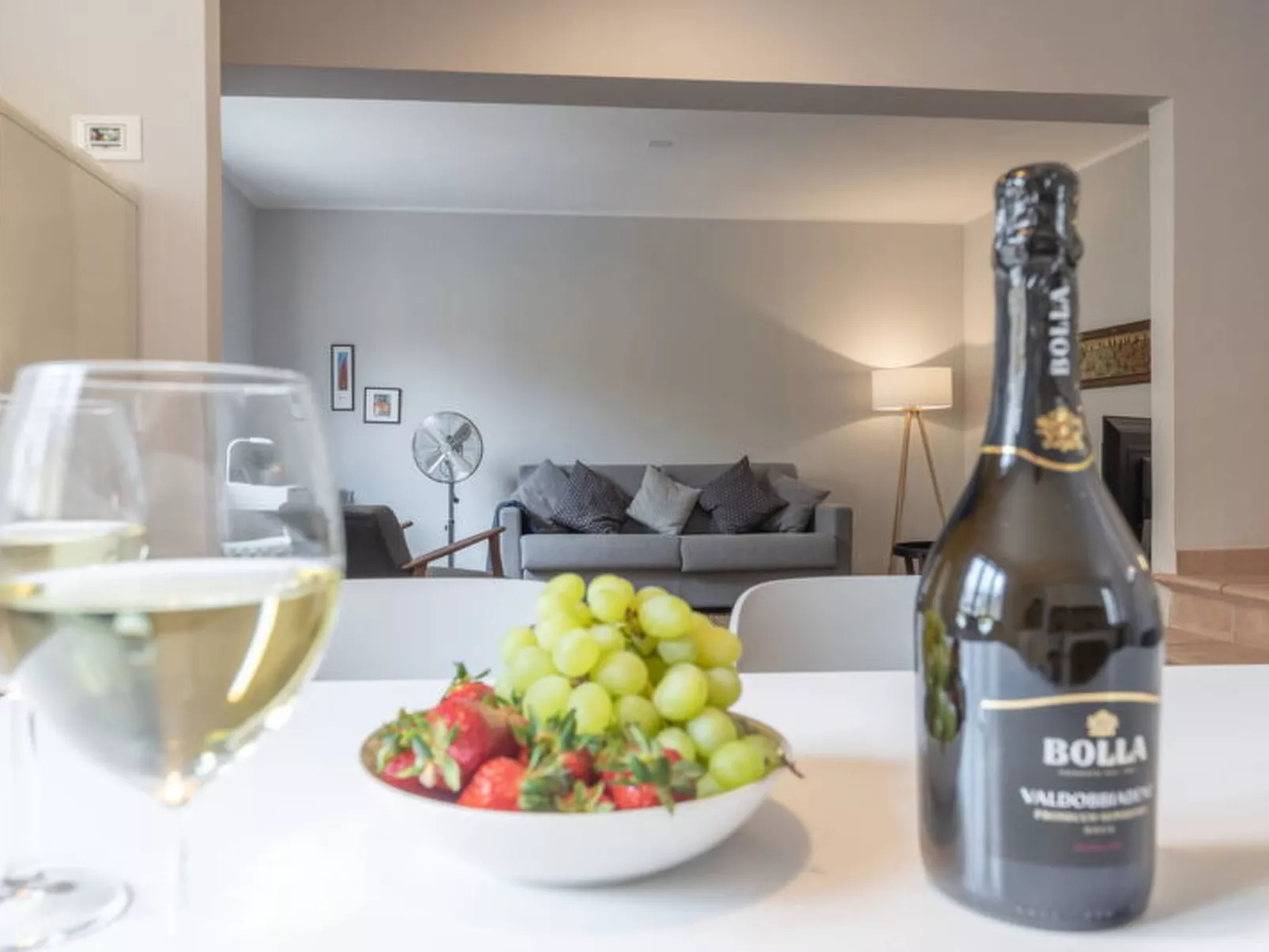 Casa Del Porto - Binnen