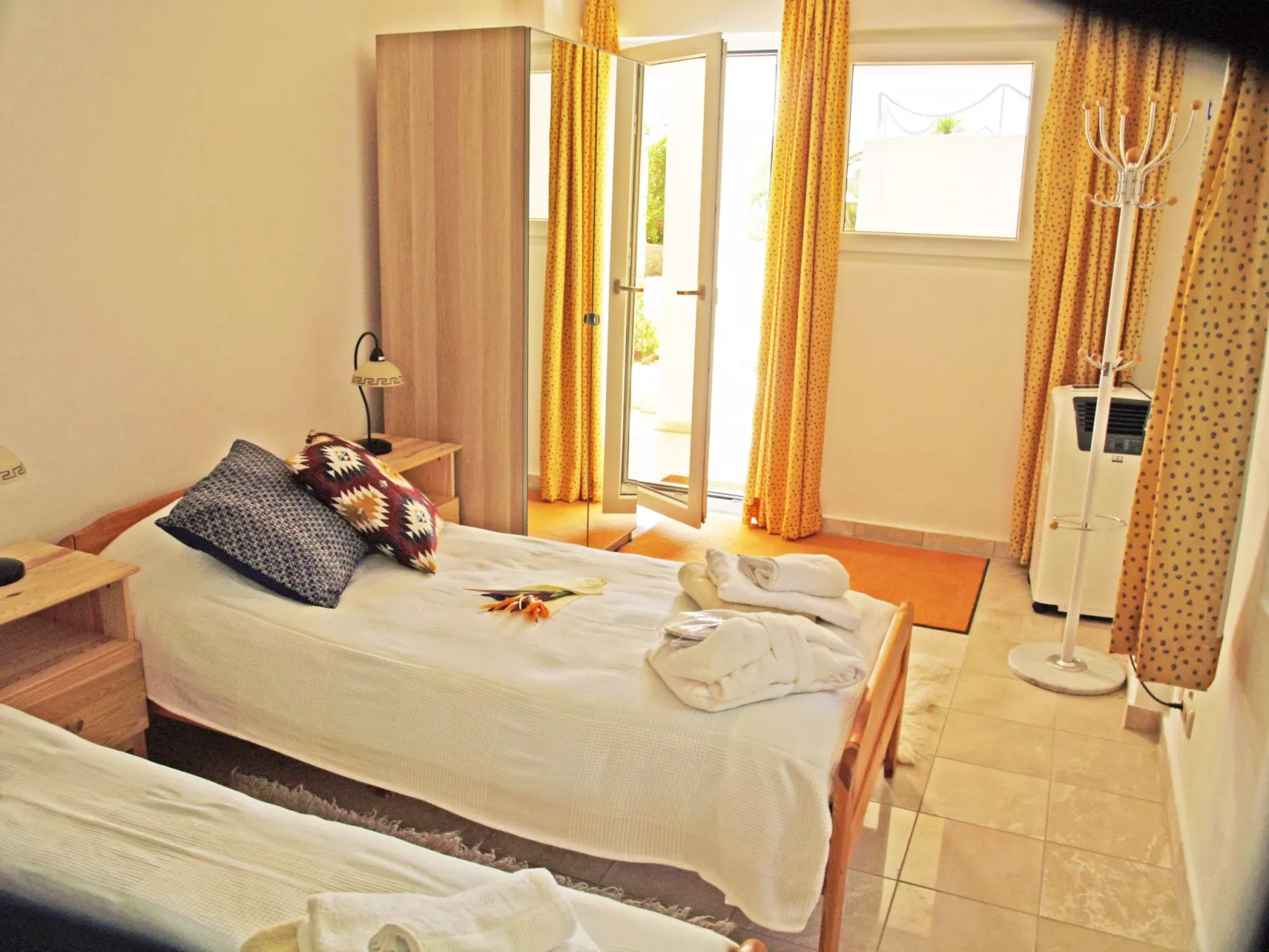 Tolles Ferienhaus in Ermioni mit Garten, Terrasse und gemeinschaftlichem Pool - Binnen