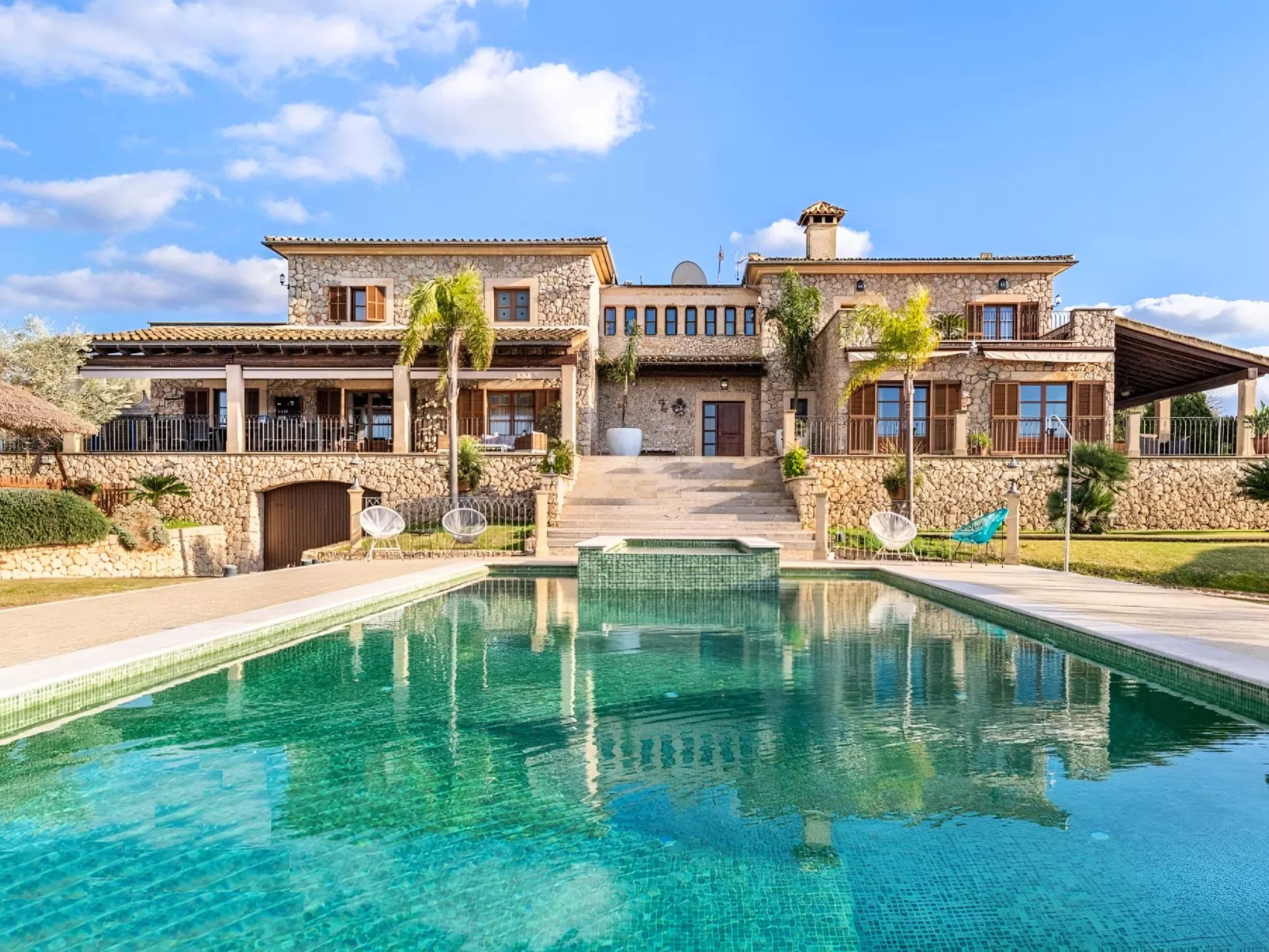 Wunderschönes Ferienhaus in Ariany mit Privatem Pool - Buiten