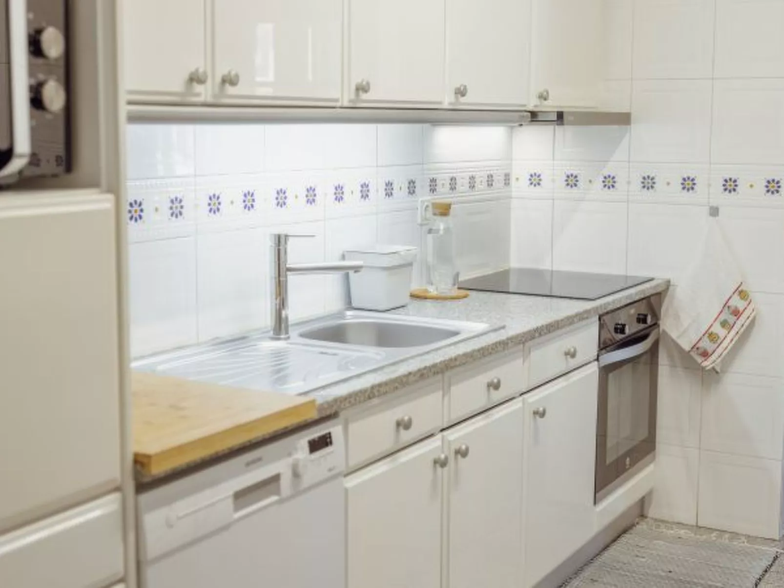 MATOSINHOS CENTER PREMIUM APARTMENT by VACATIONY - Binnen