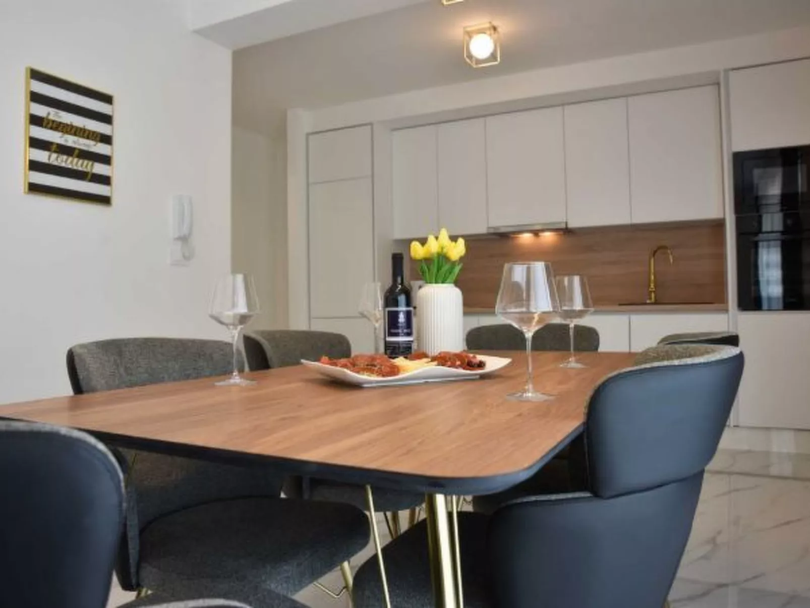 Villa La Perla Apt 4, 4+2 with heated rooftop pool - Image-tags.info