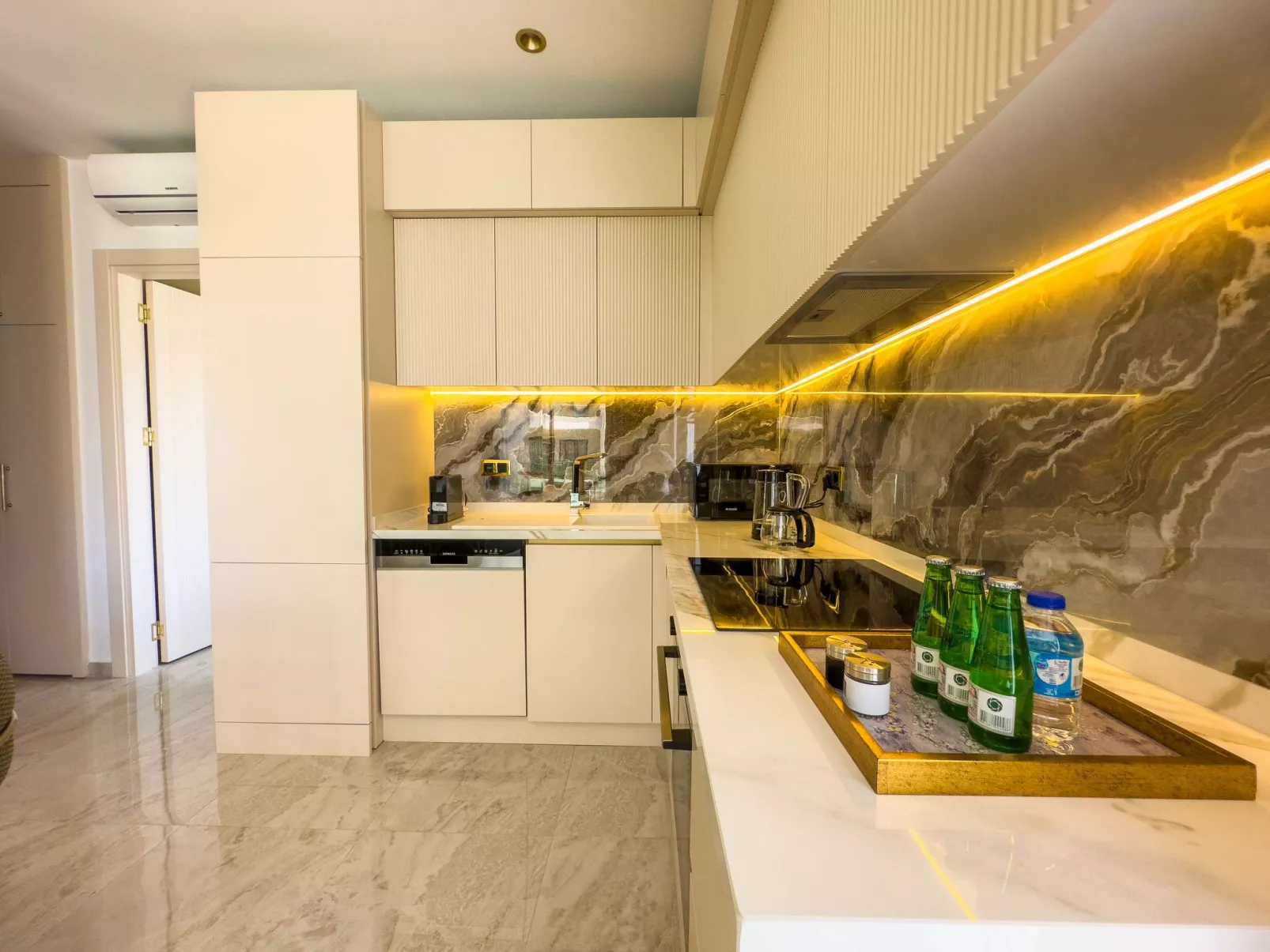 Qoople Eхсellence B-19 neue Wohnung am Meer - Image-tags.info