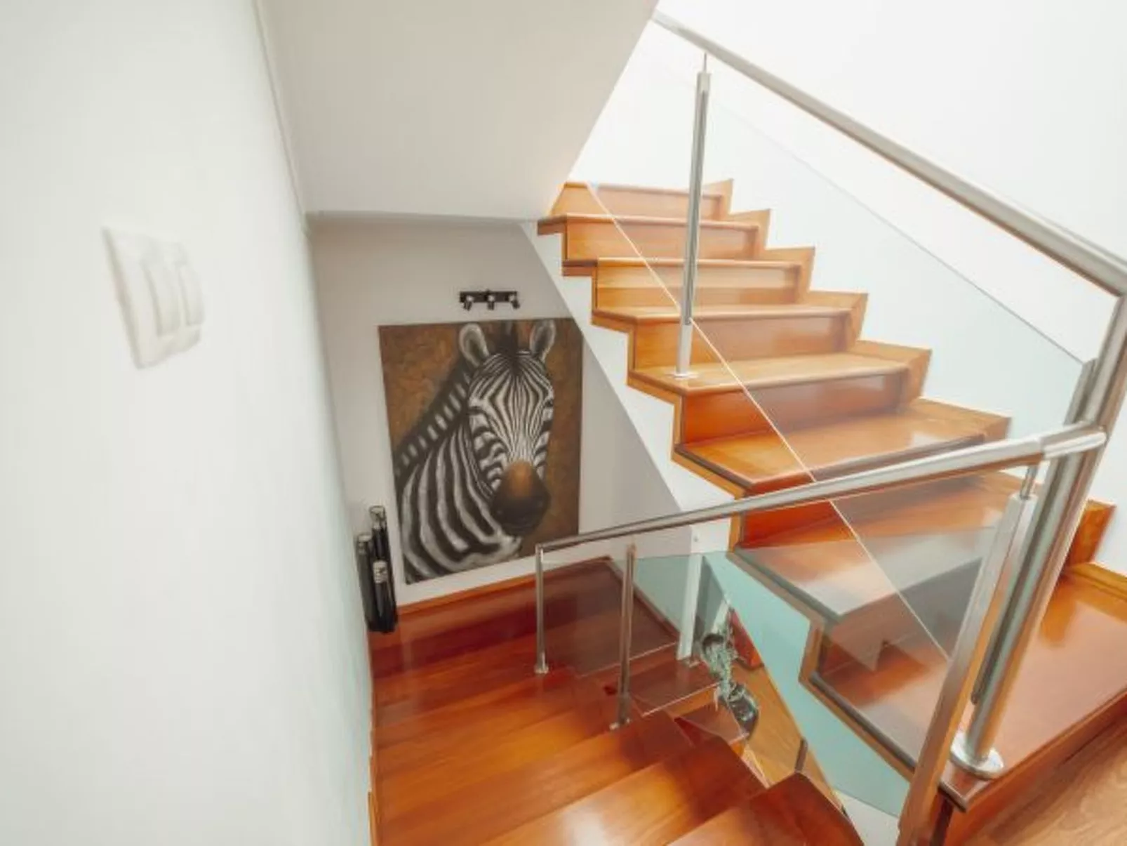 POOL & CINEMA VILLA by VACATIONY - Binnen