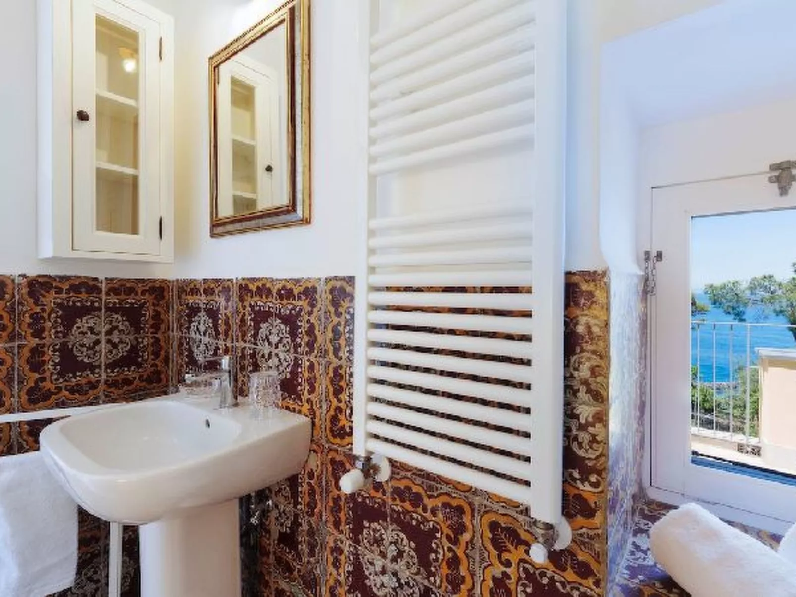 Il terrazzino di Villa Preziosa al Pizzo - Image-tags.info