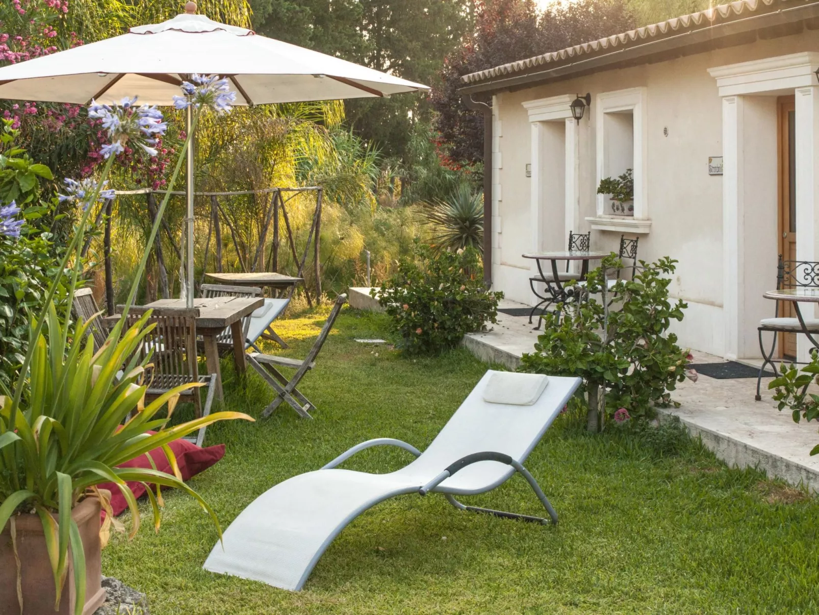 Villa dei Papiri - Exklusives Zimmer mit möbliertem Garten - Image-tags.info