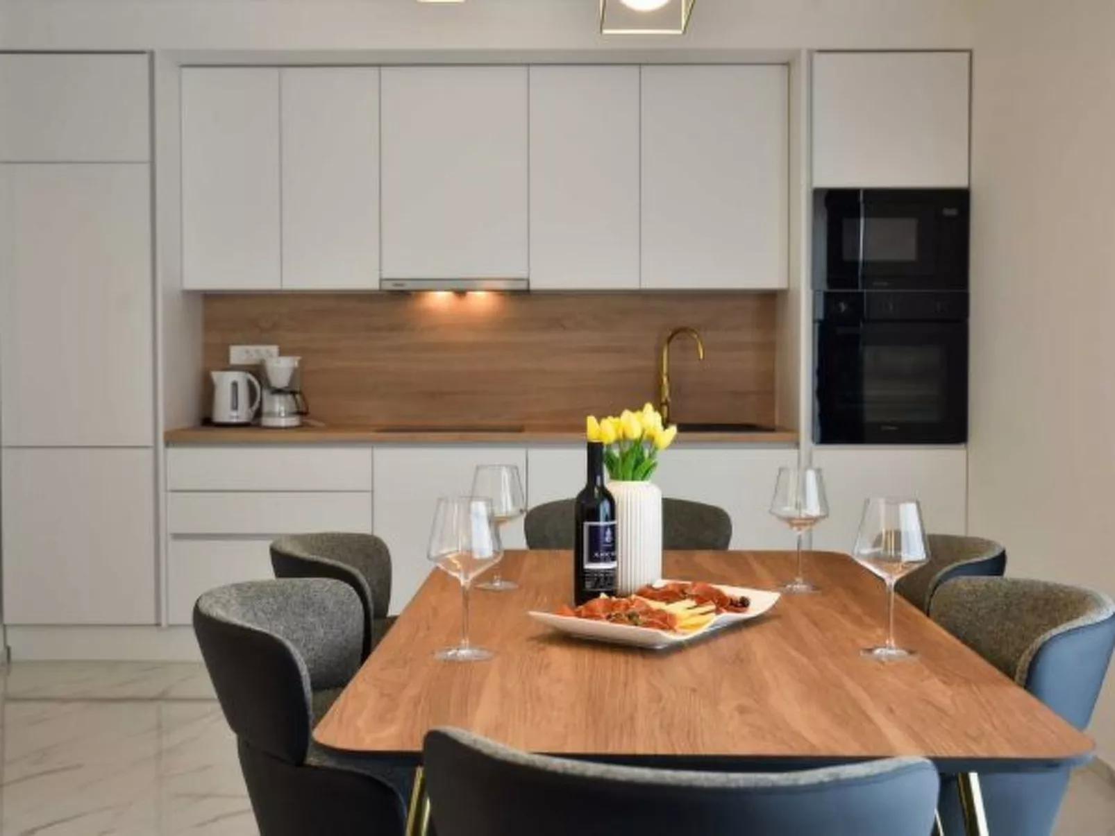 Villa La Perla Apt 4, 4+2 with heated rooftop pool - Image-tags.info