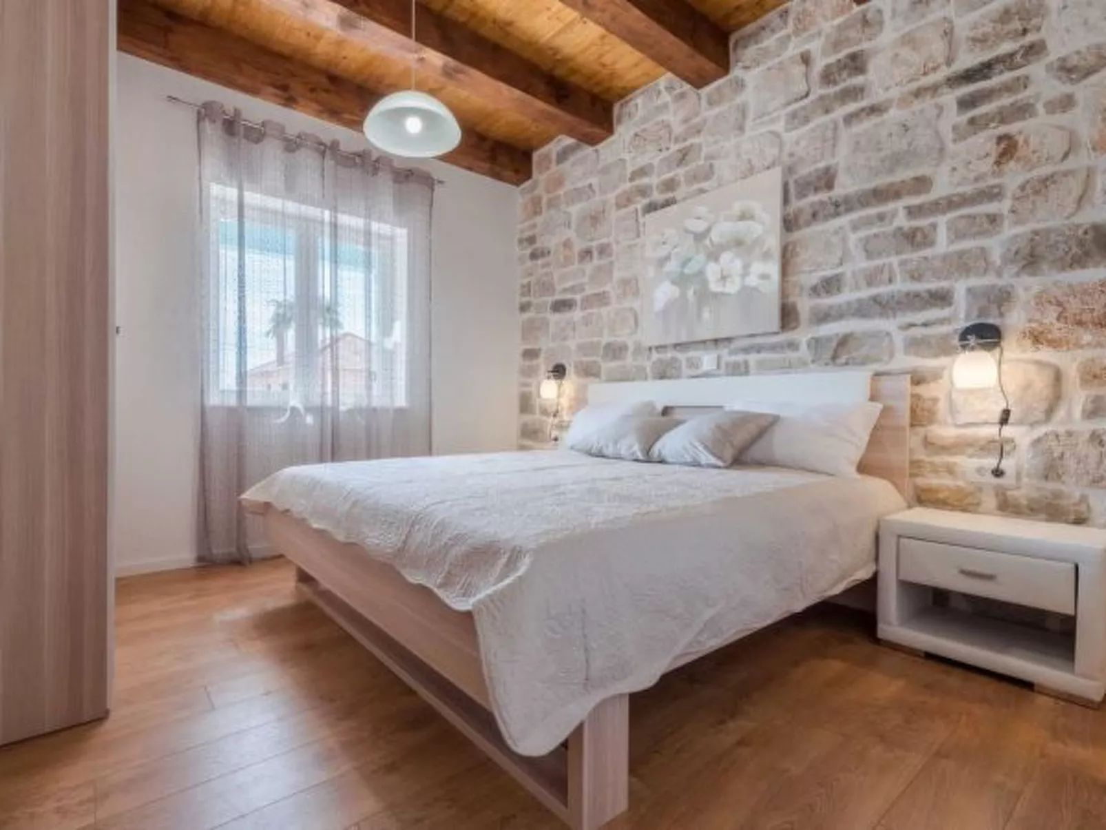 Stone Villa Gelosia Rustica with heated pool - Image-tags.info