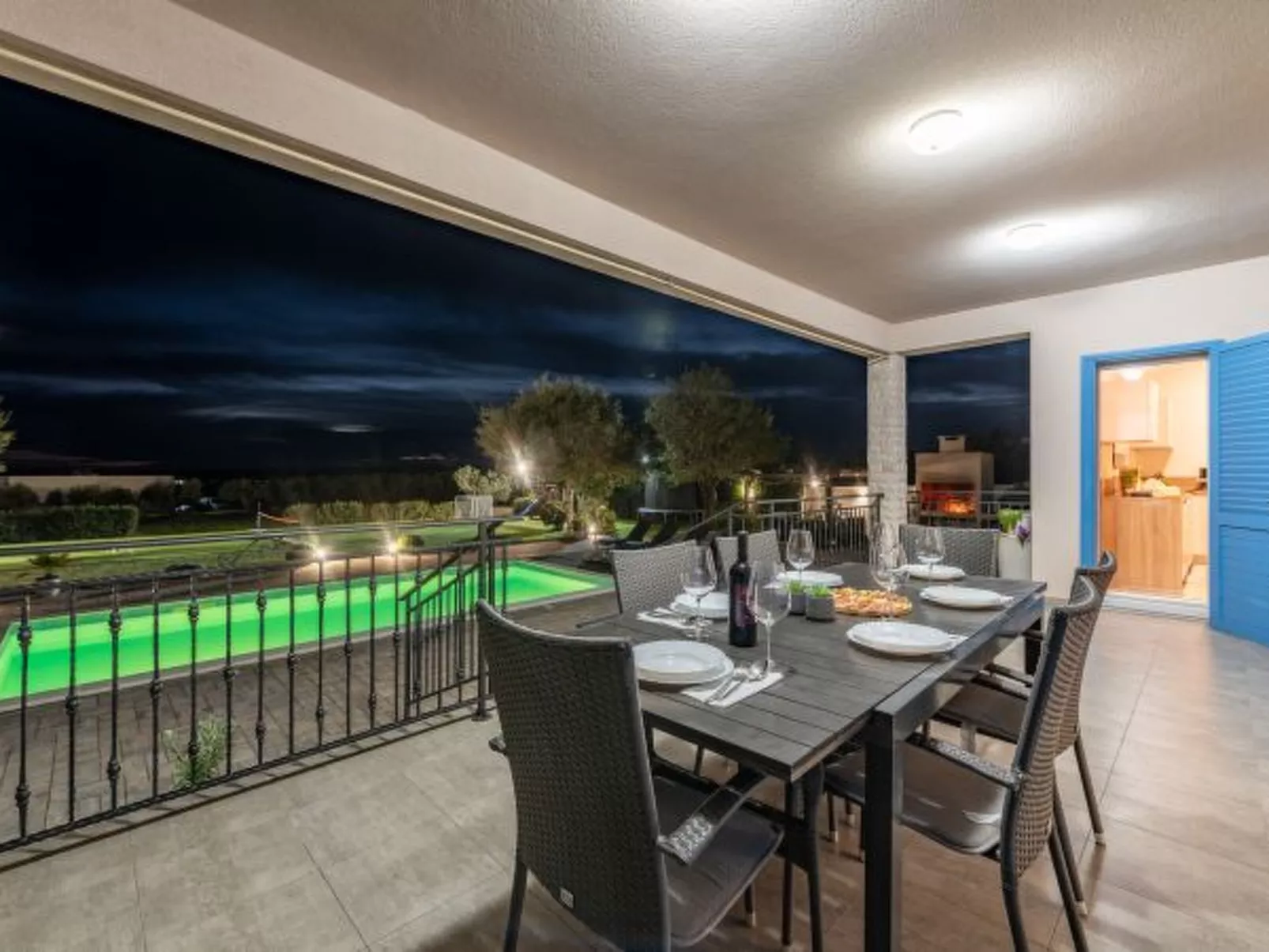 Casa Kamber with pool - Image-tags.info