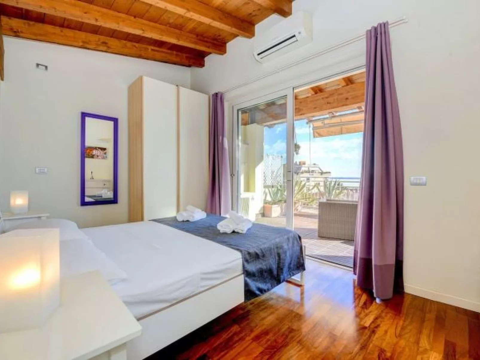 Desenzanoloft Surfing on the Lake - Image-tags.info