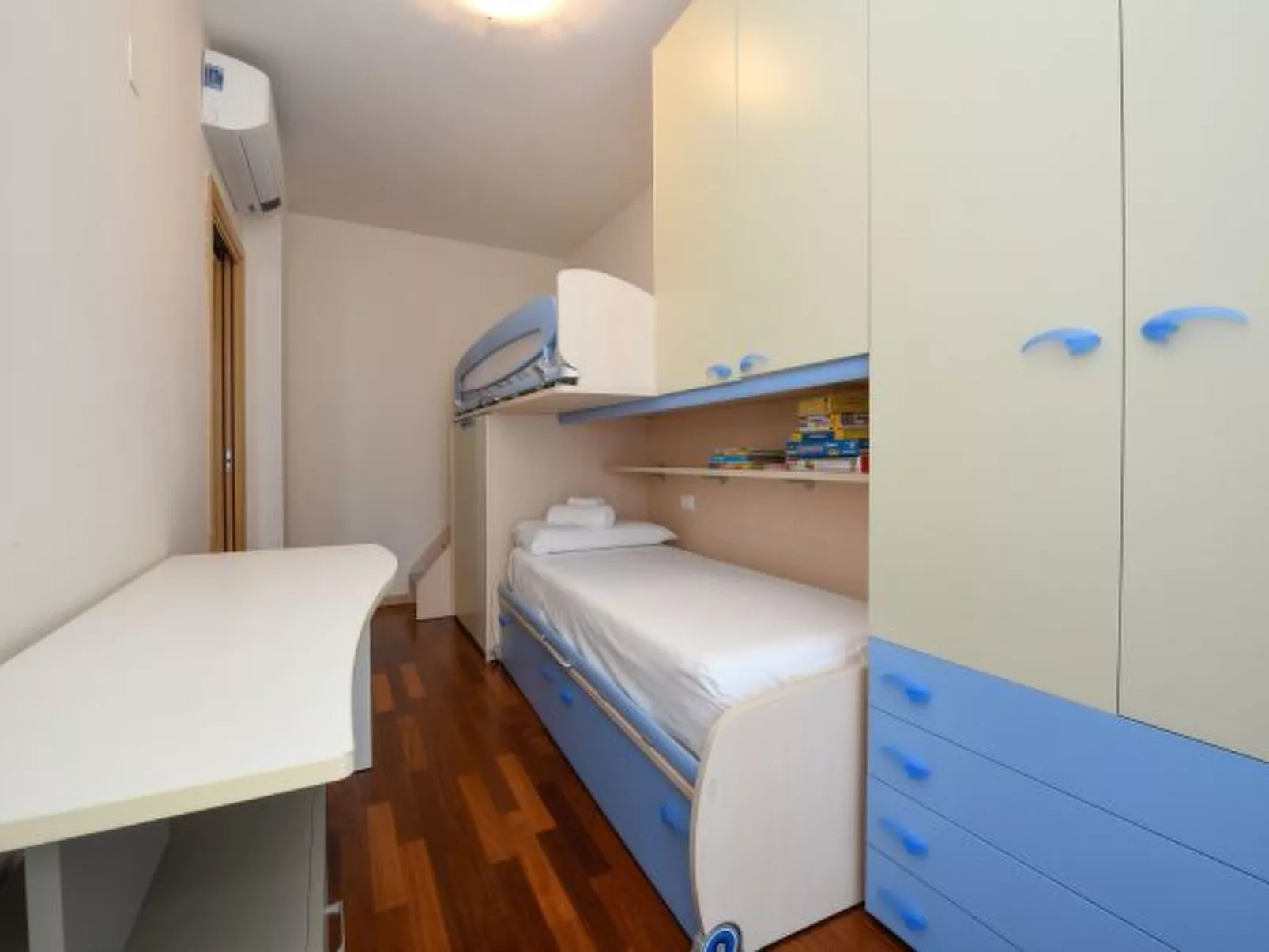 DesenzanoLoft CO2 – In Wohnanlage mit 5 Pools - Image-tags.info