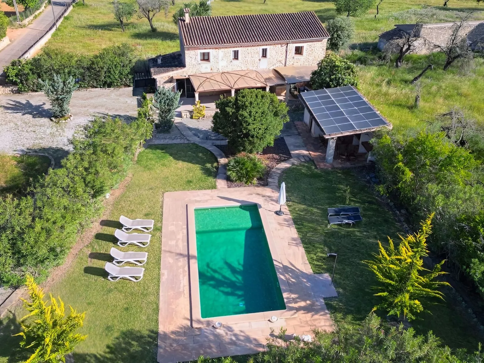 Restauriertes Landhaus in Búger - Image-tags.info