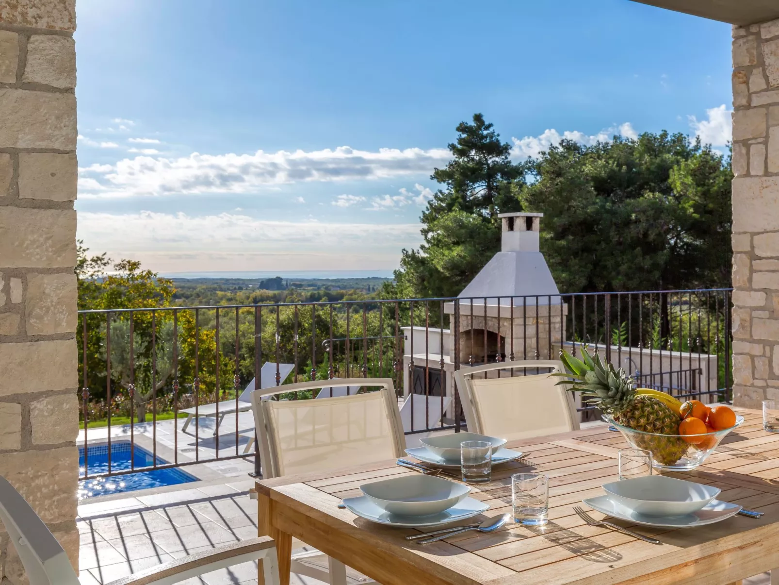 Romantische Villa mit Meerblick, Pool und Jacuzz - Image-tags.info