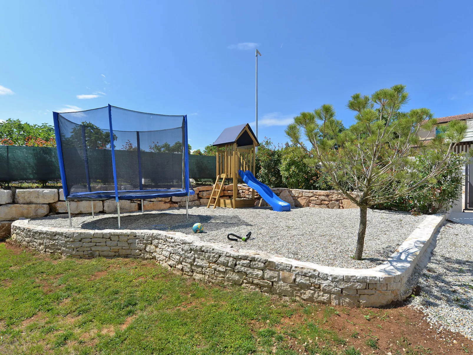 Villa 1519 - Image-tags.info