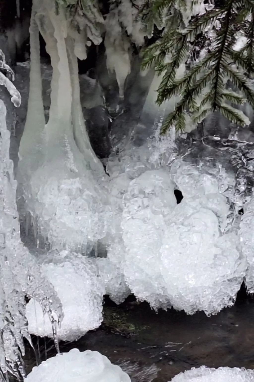 Gästezimmer mit Blick auf die Berge - Buiten