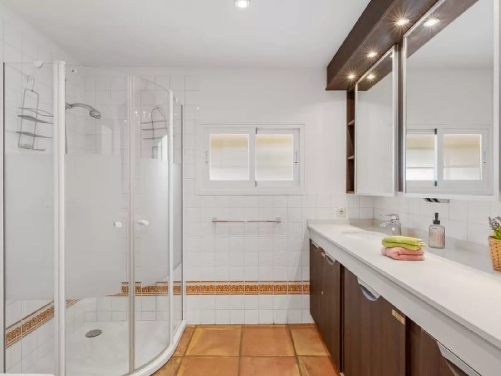 Villa Moderna - PlusHolidays - Image-tags.info