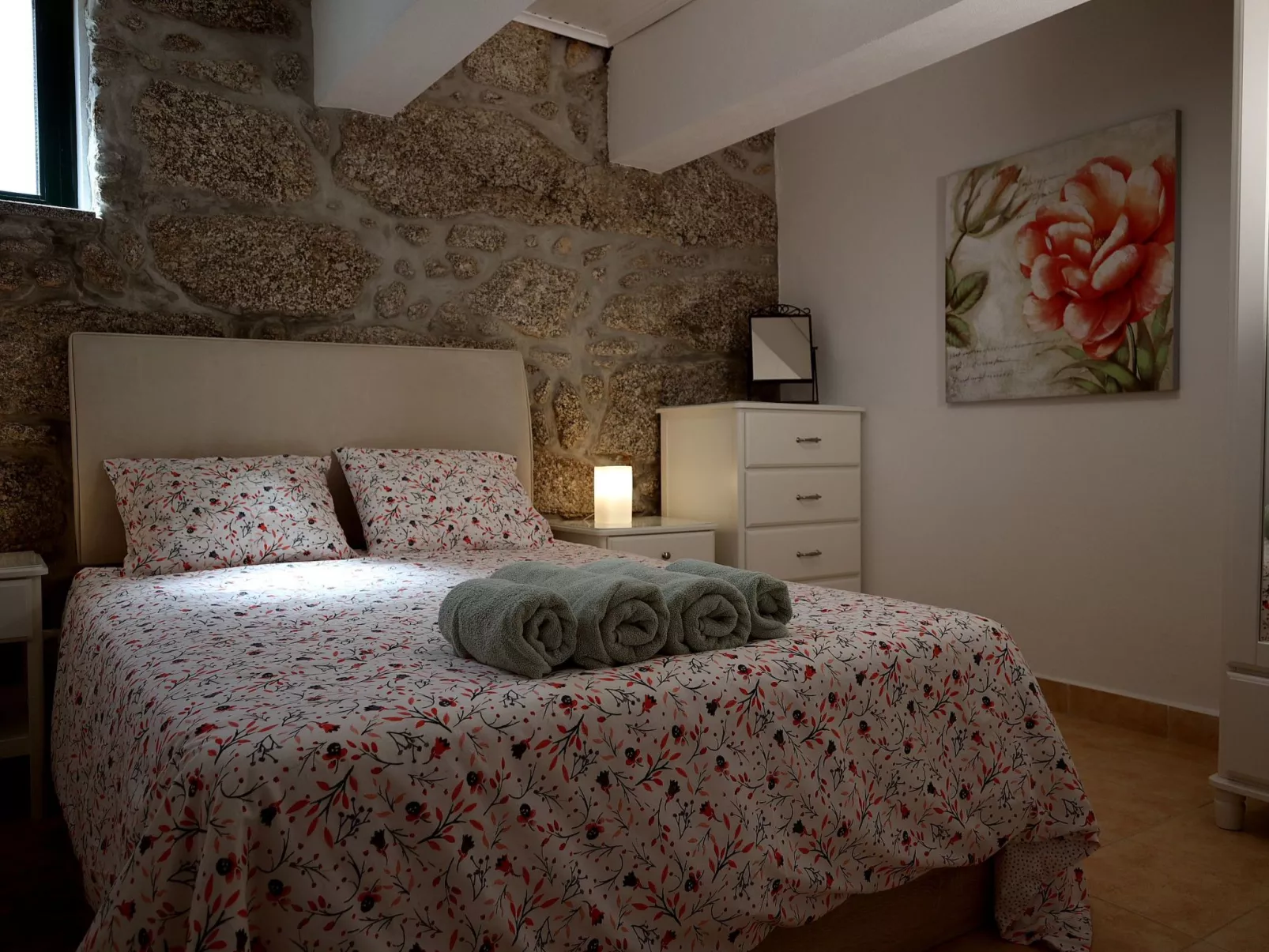 2-Zimmer-Wohnung beheizter Pool - Binnen