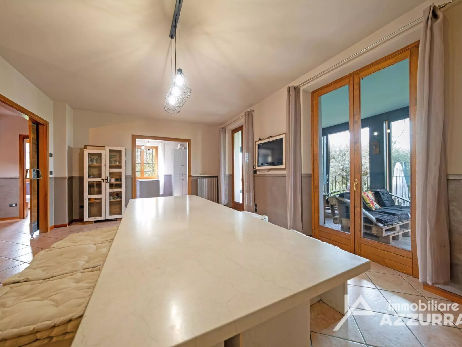 Villa i Roccoli, zwischen Olivenbäumen mit priva - Image-tags.info