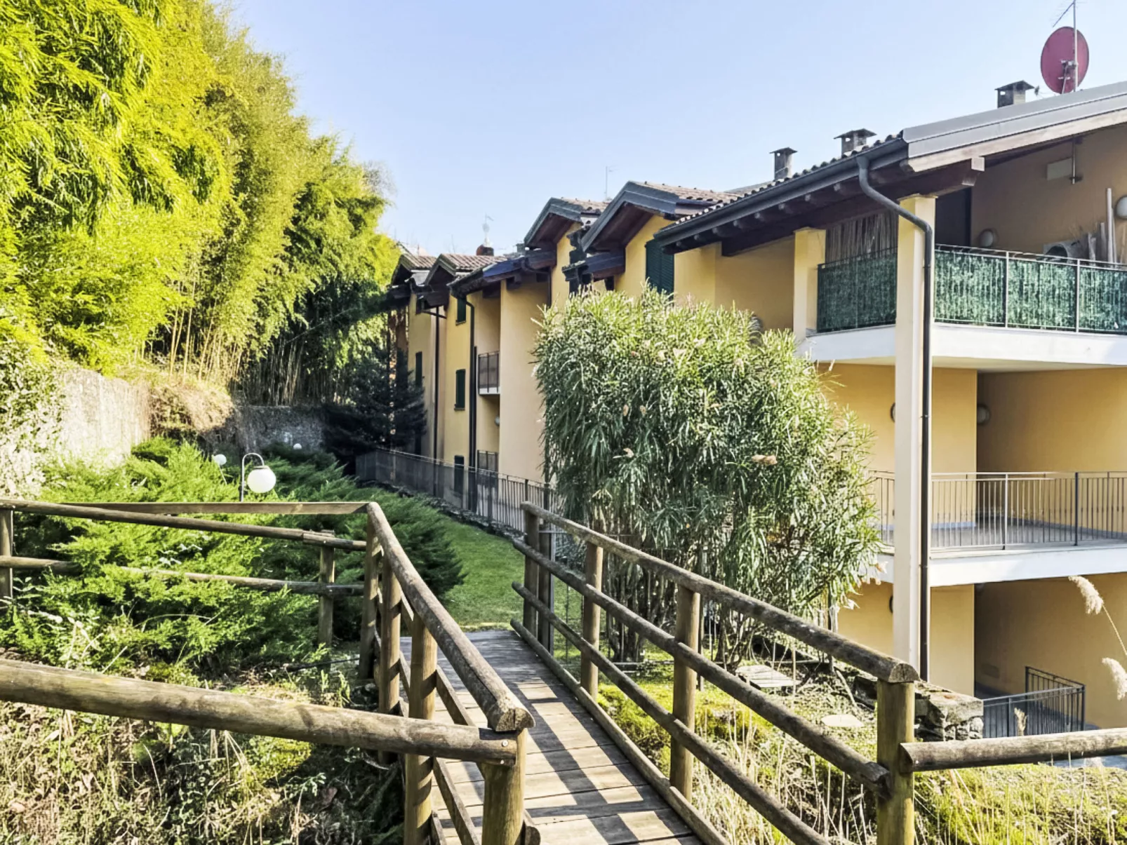 Lake View Penthouse - Buiten