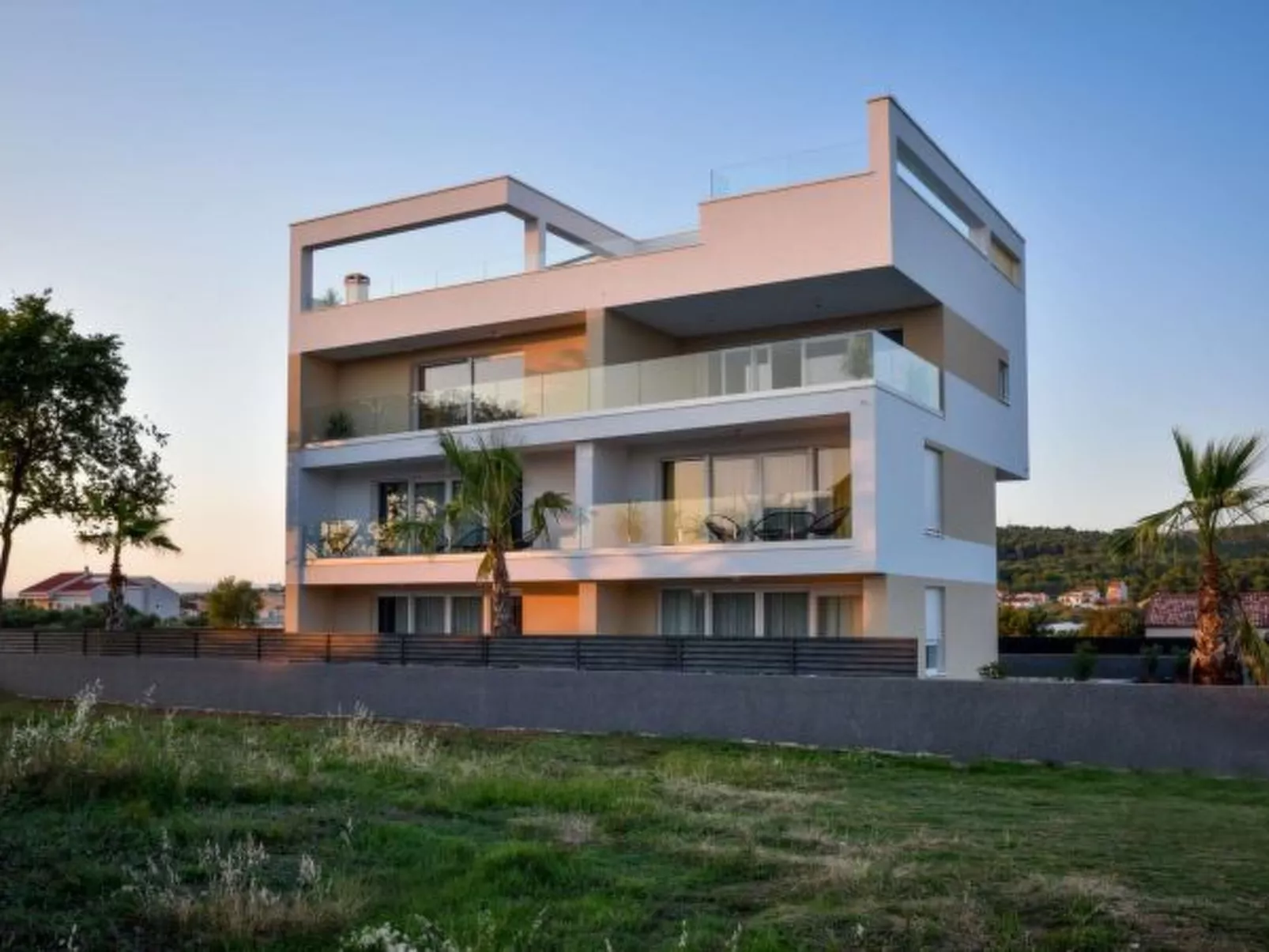 Villa La Perla Apt A1 with heated rooftop pool - Image-tags.info