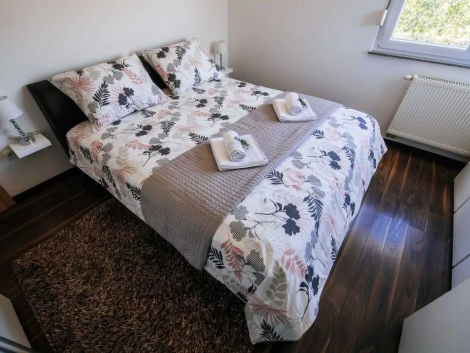 Villa Enna with heated pool - Image-tags.info