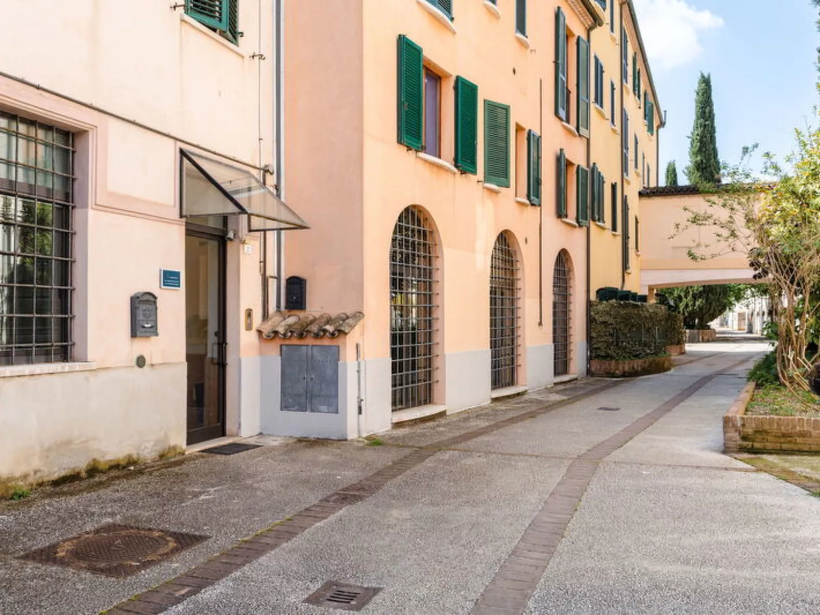 Movie Suite Jesi - Buiten