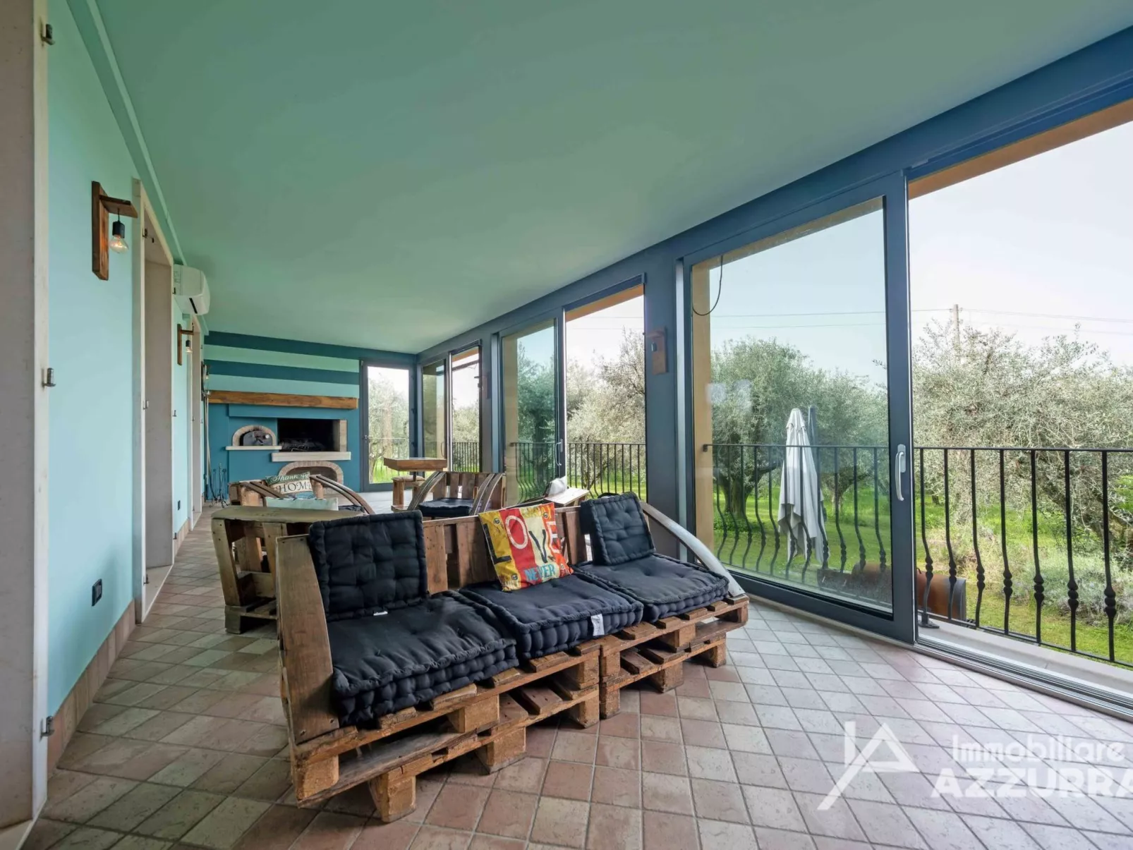 Villa i Roccoli, zwischen Olivenbäumen mit priva - Image-tags.info