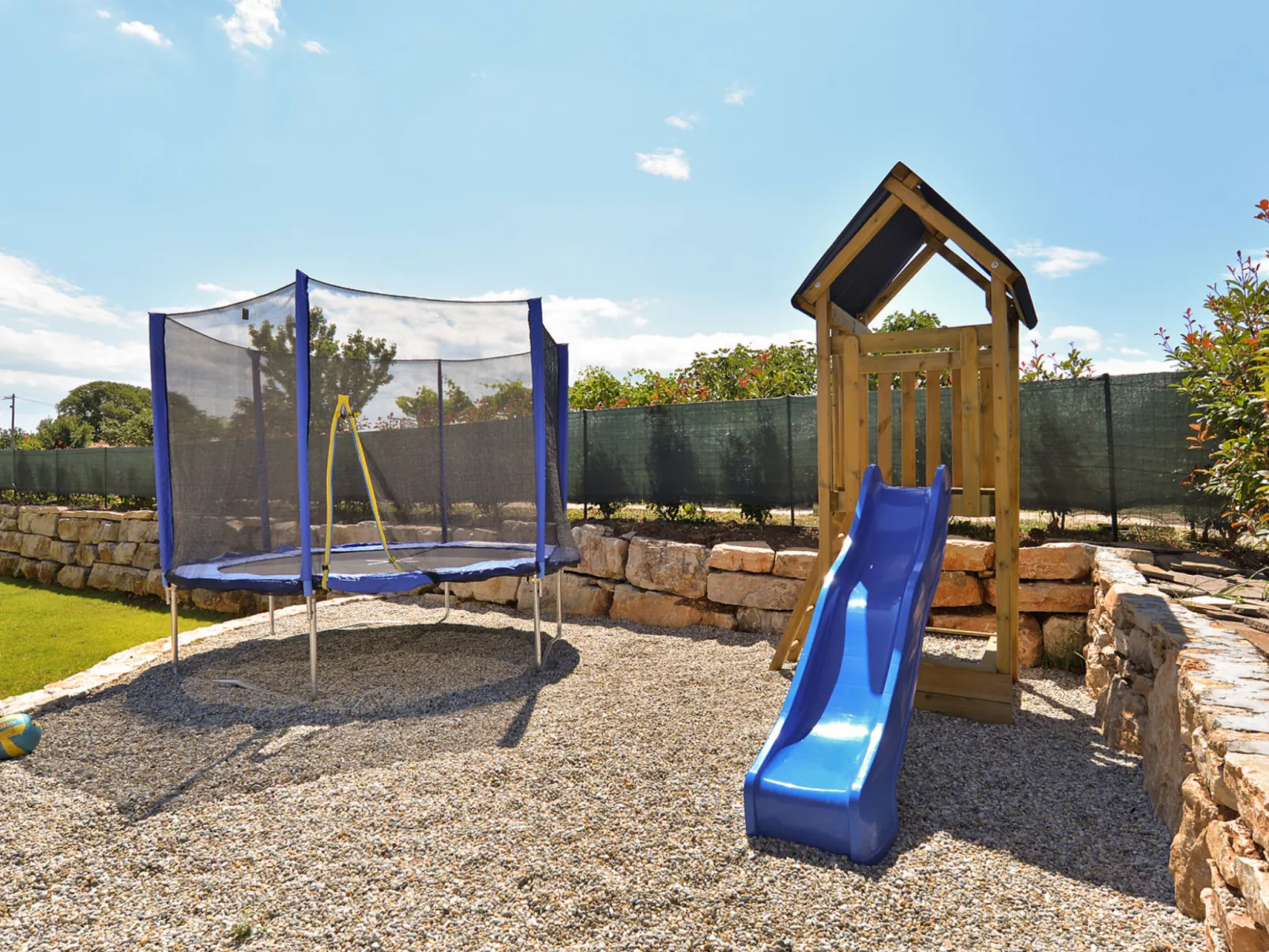 Villa 1519 - Image-tags.info