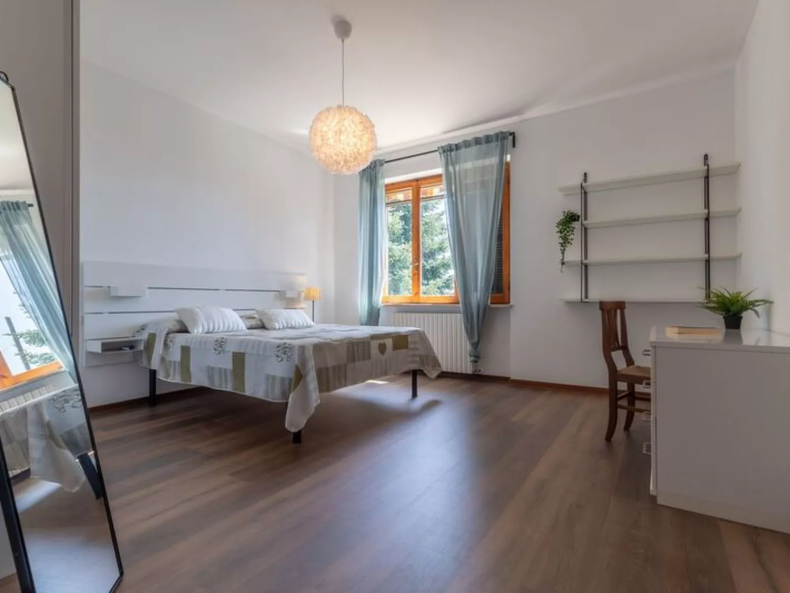 Sunrise Hill Holiday Home - Binnen