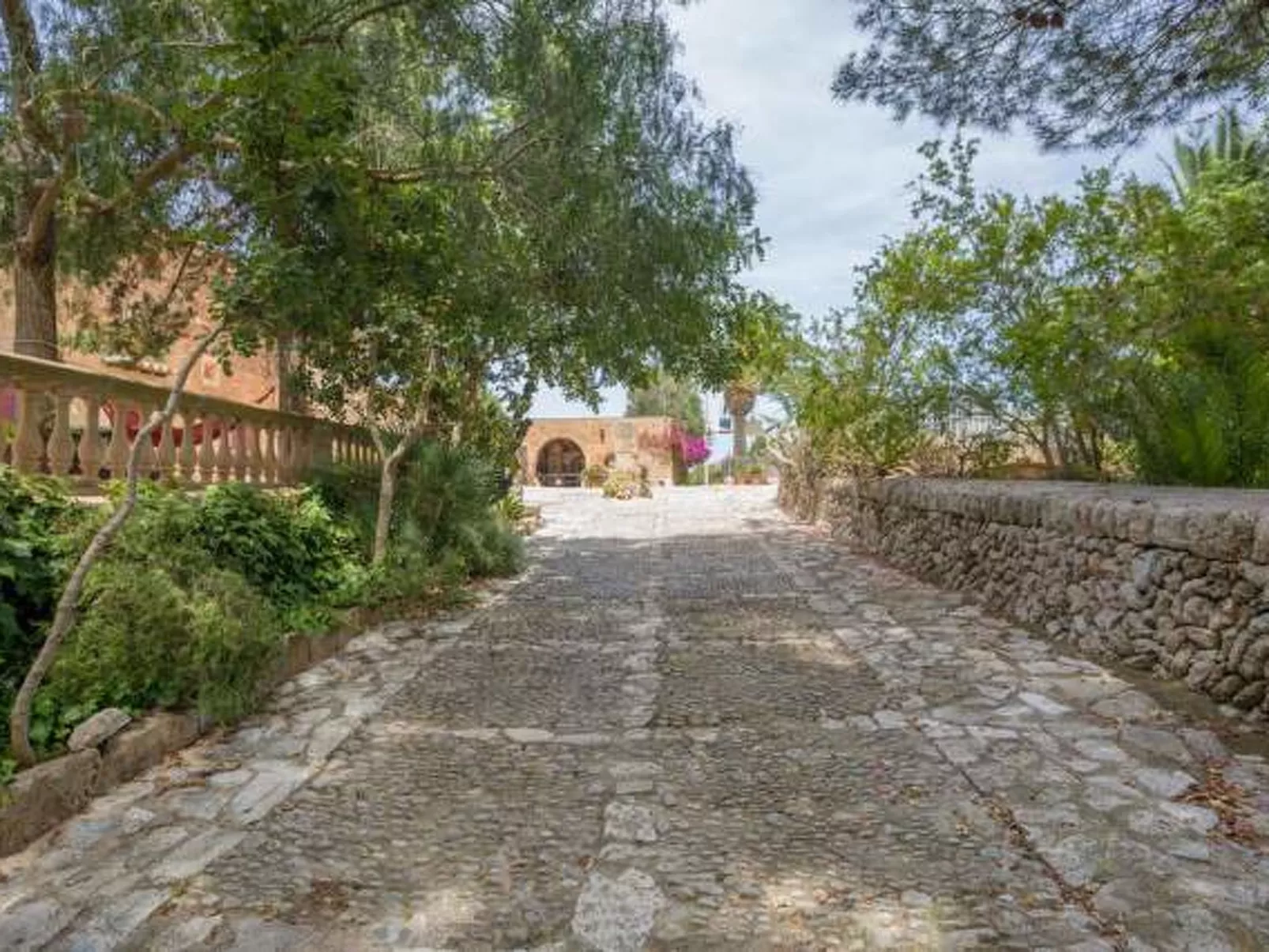 Rustica - Image-tags.info