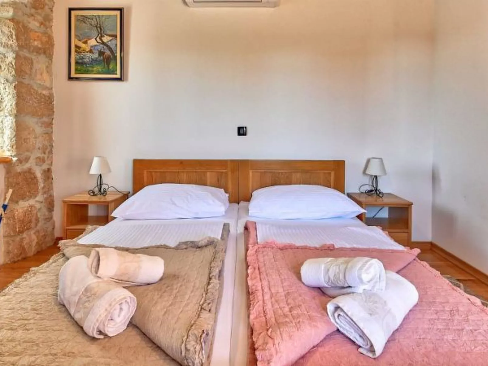 Villa Jacassa with heated pool and jacuzzi - Image-tags.info