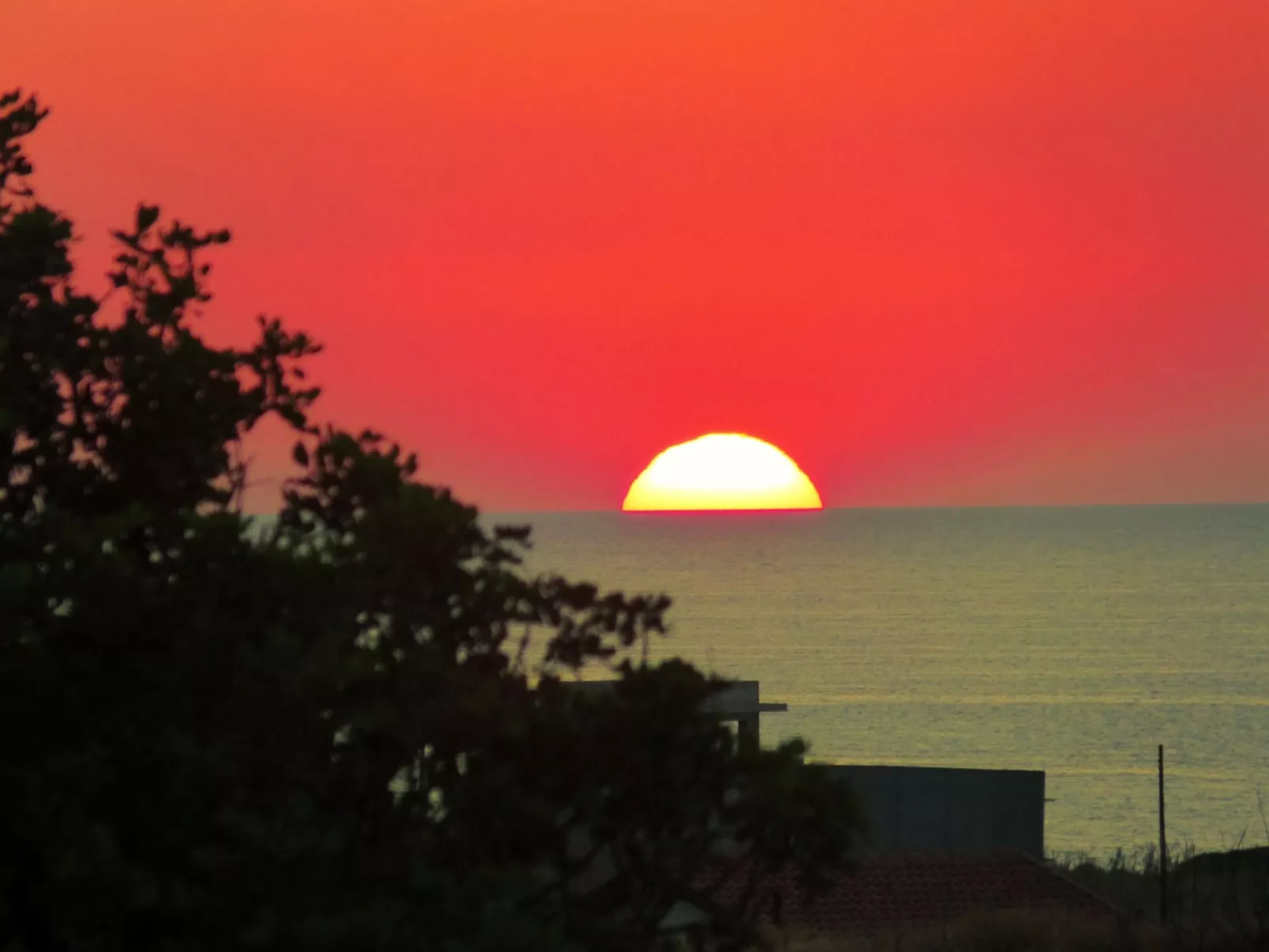 Ferienvilla mit Blick auf das Wasser - Buiten
