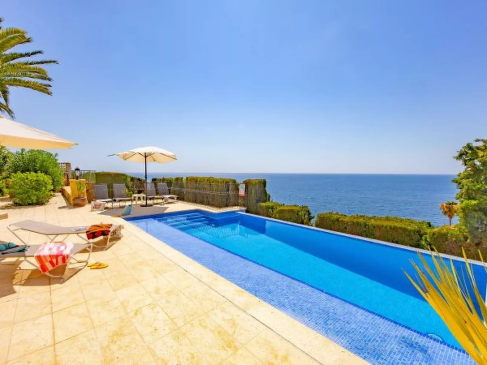 Villa Quimera - PlusHolidays - Image-tags.info