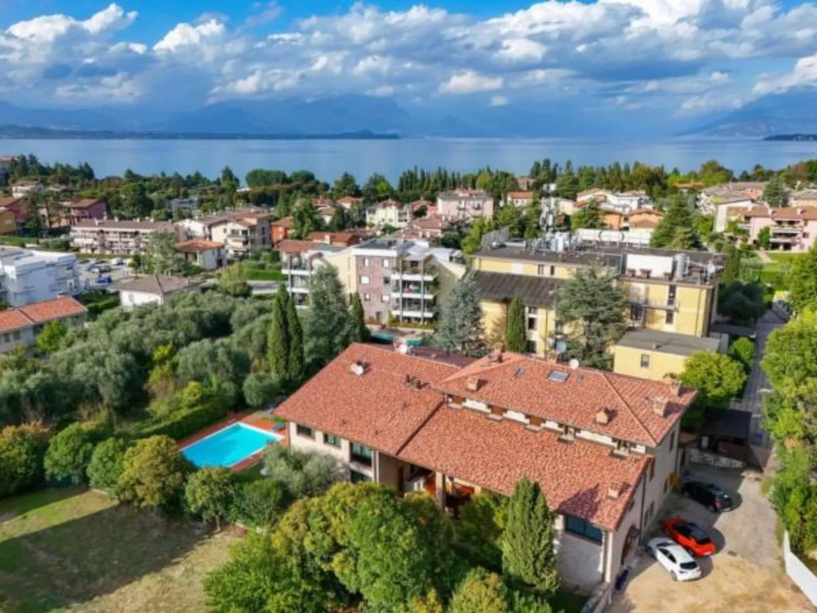 Desenzanoloft Swarovski & Pool - Image-tags.info