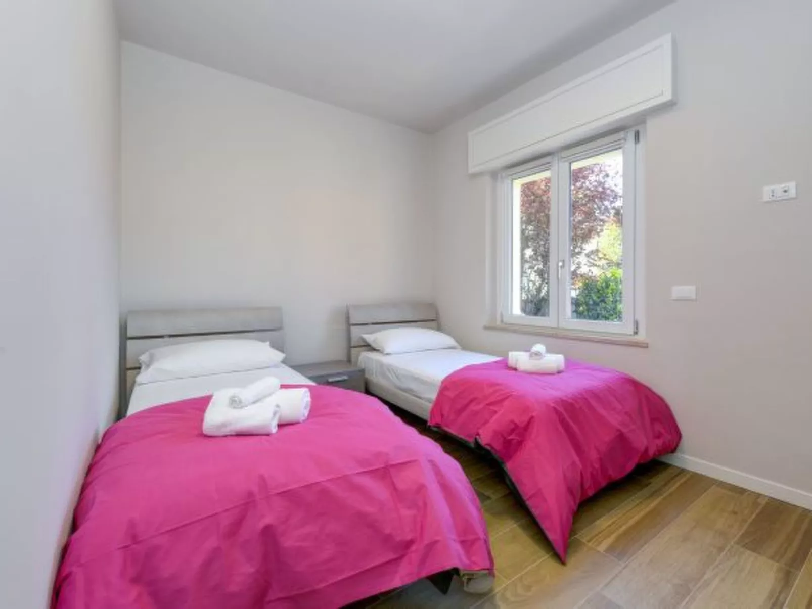 DesenzanoLoft Cappuccino mit privater Garage - Image-tags.info