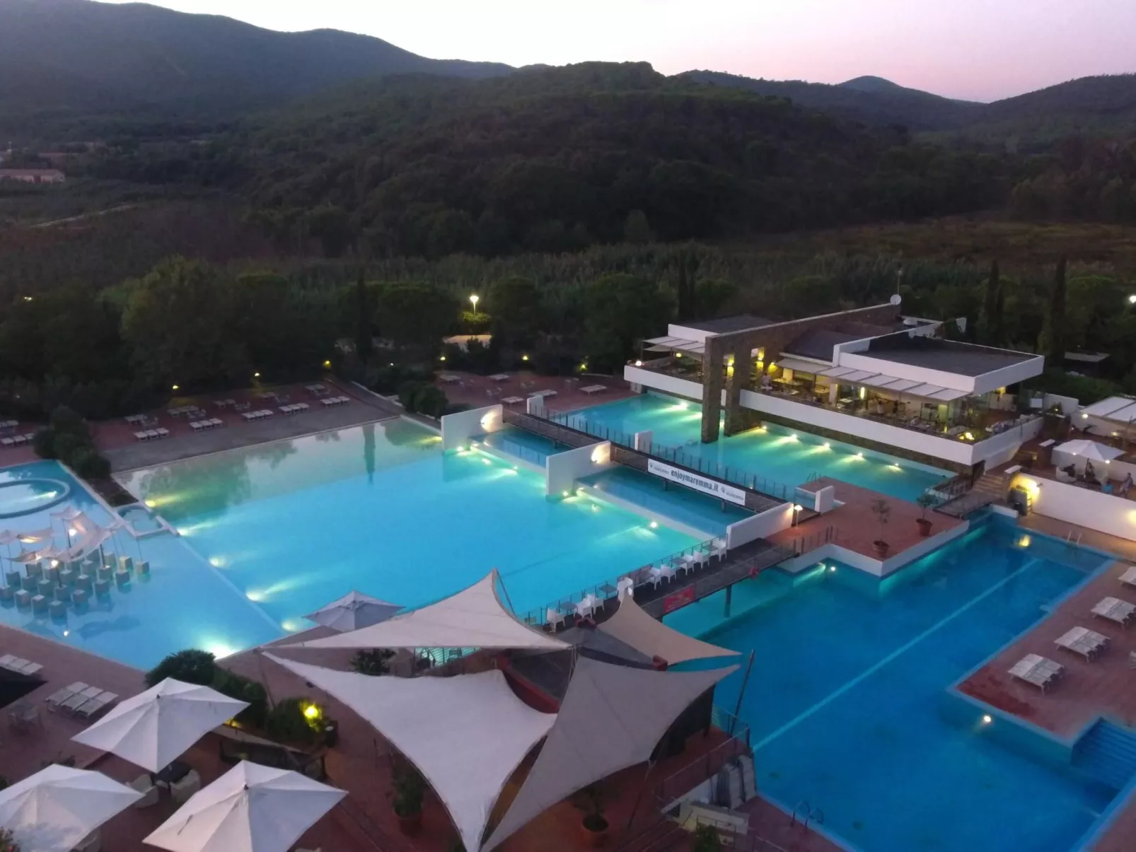 Safari-Lodge-Zelt in Castiglione della Pescaia - Image-tags.info