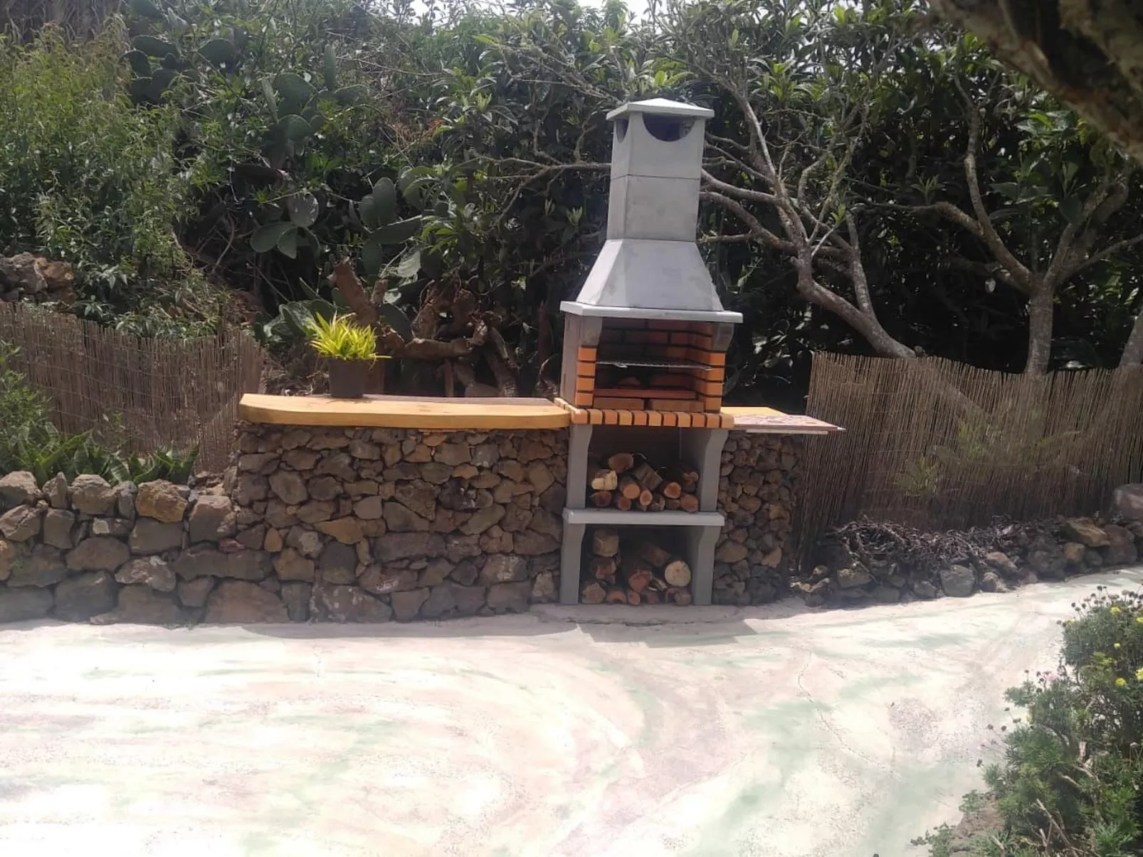 "Casa El Vallito" schönes Steinhaus - Buiten