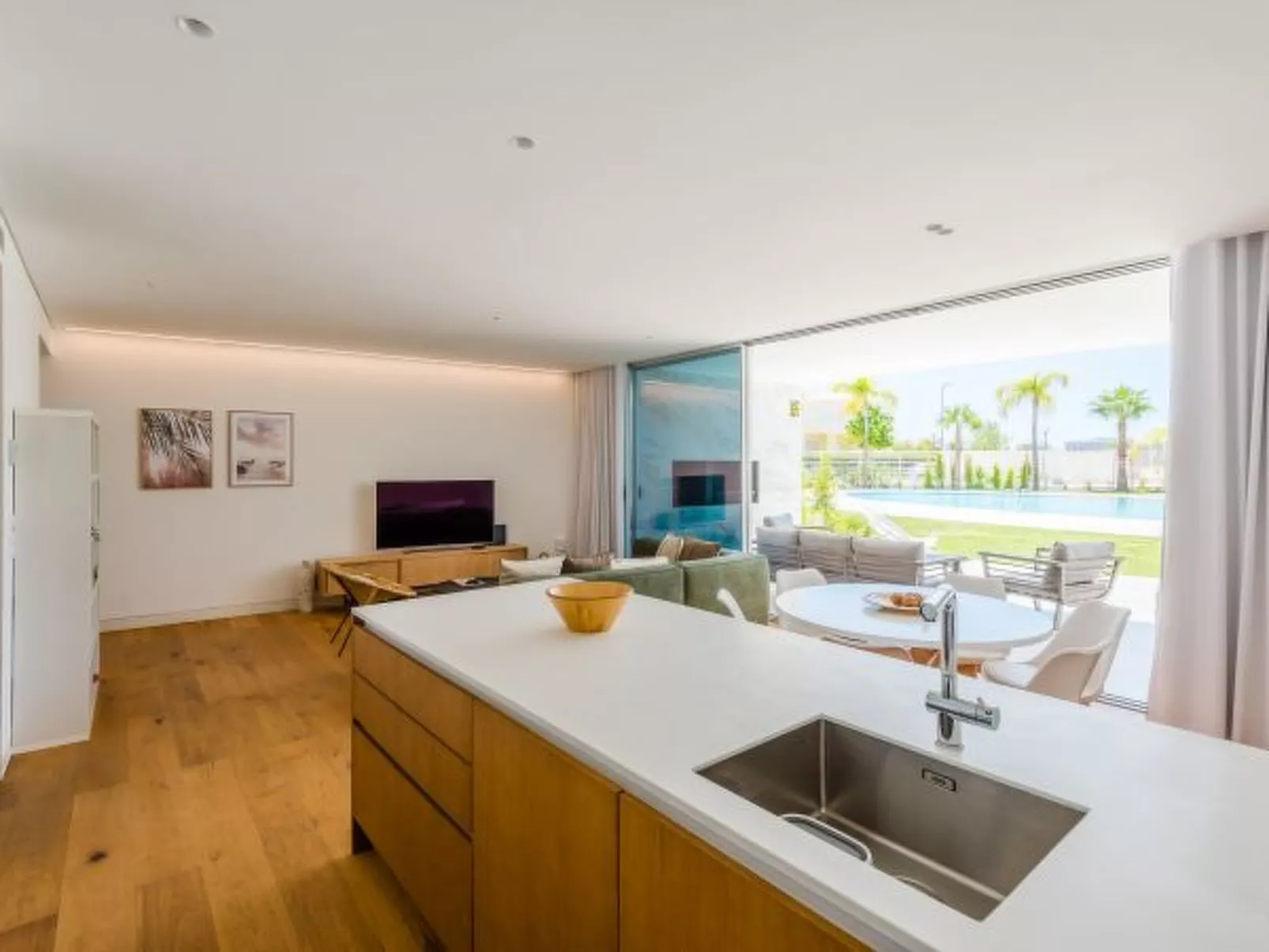 Lakes 24 at Praia da Falesia Vilamoura - Binnen