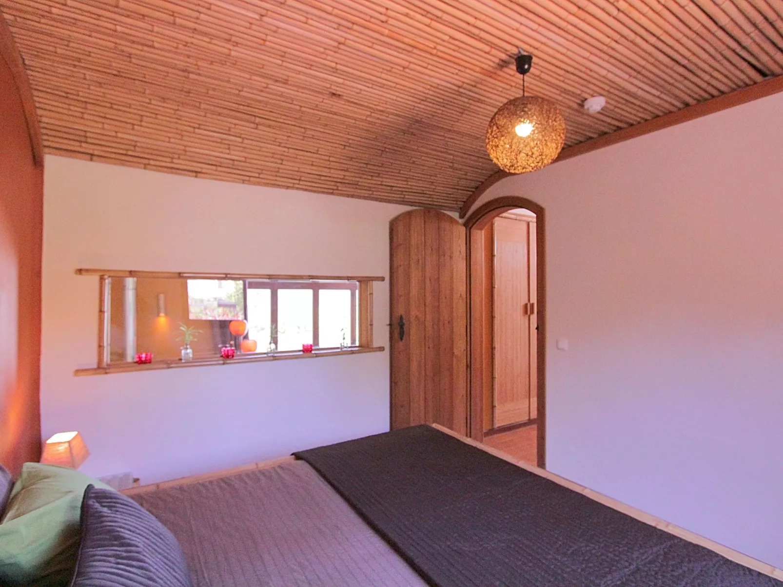 Romantisch und einzigartig "Das Bambus-Apartment" - Binnen