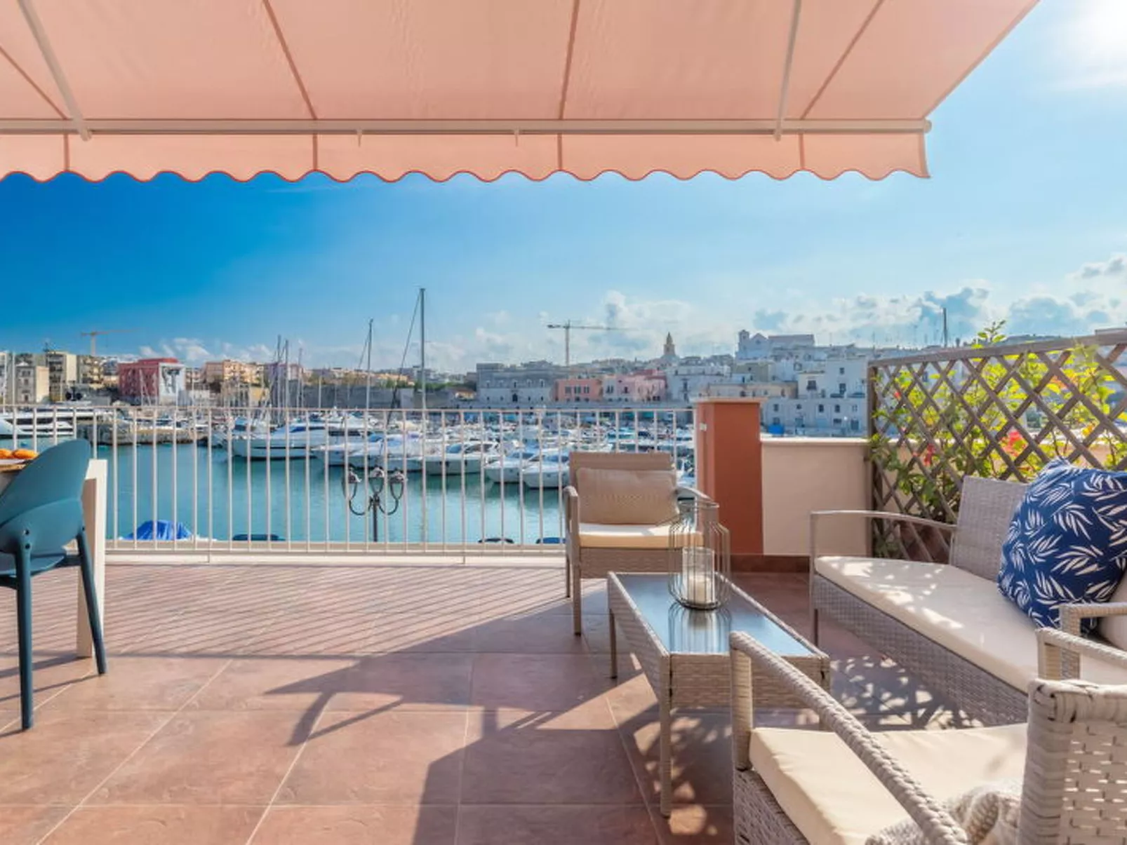 Sospiri Sul Mare - Binnen