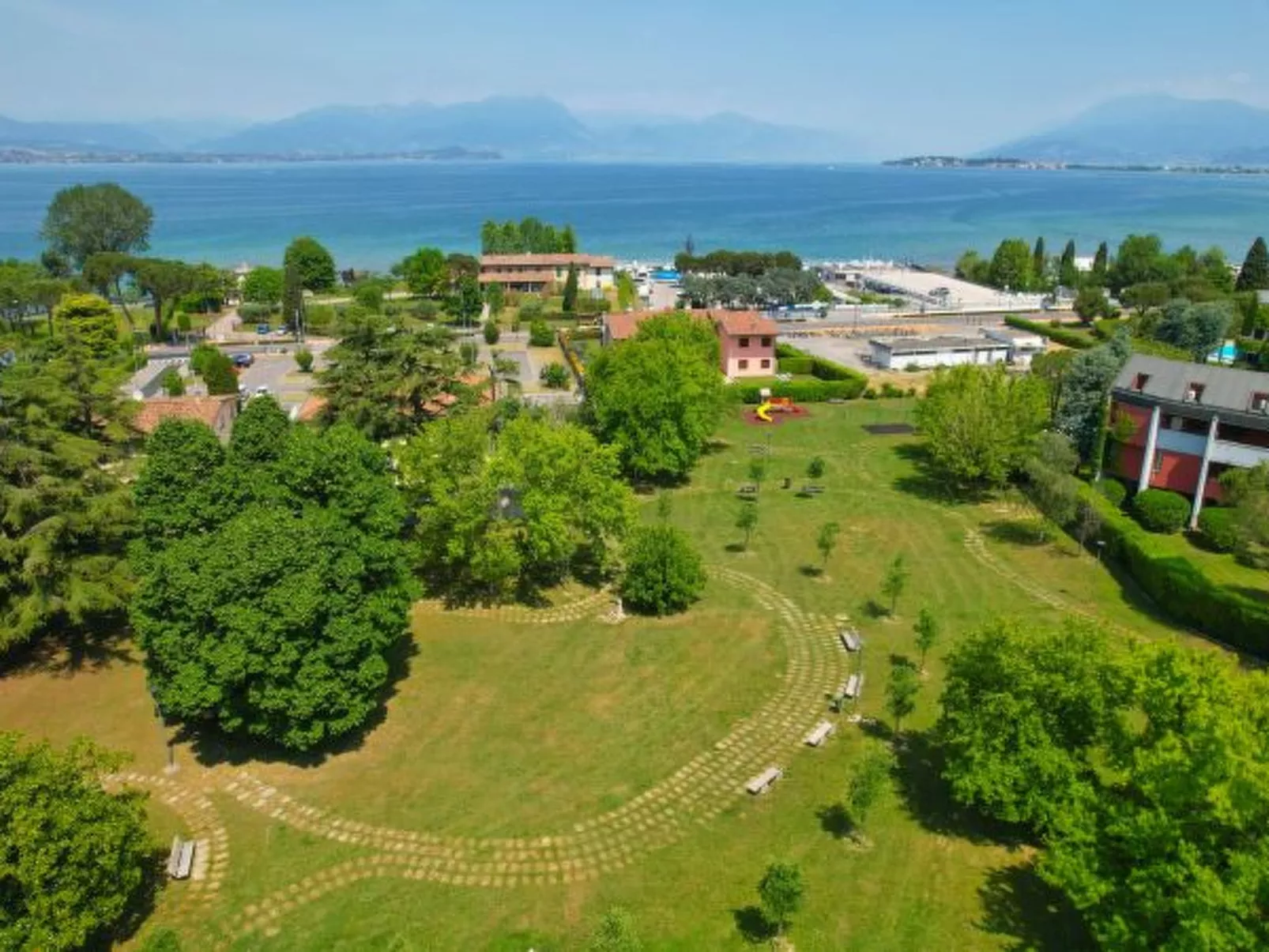 DesenzanoLoft Dolce Vita - Image-tags.info